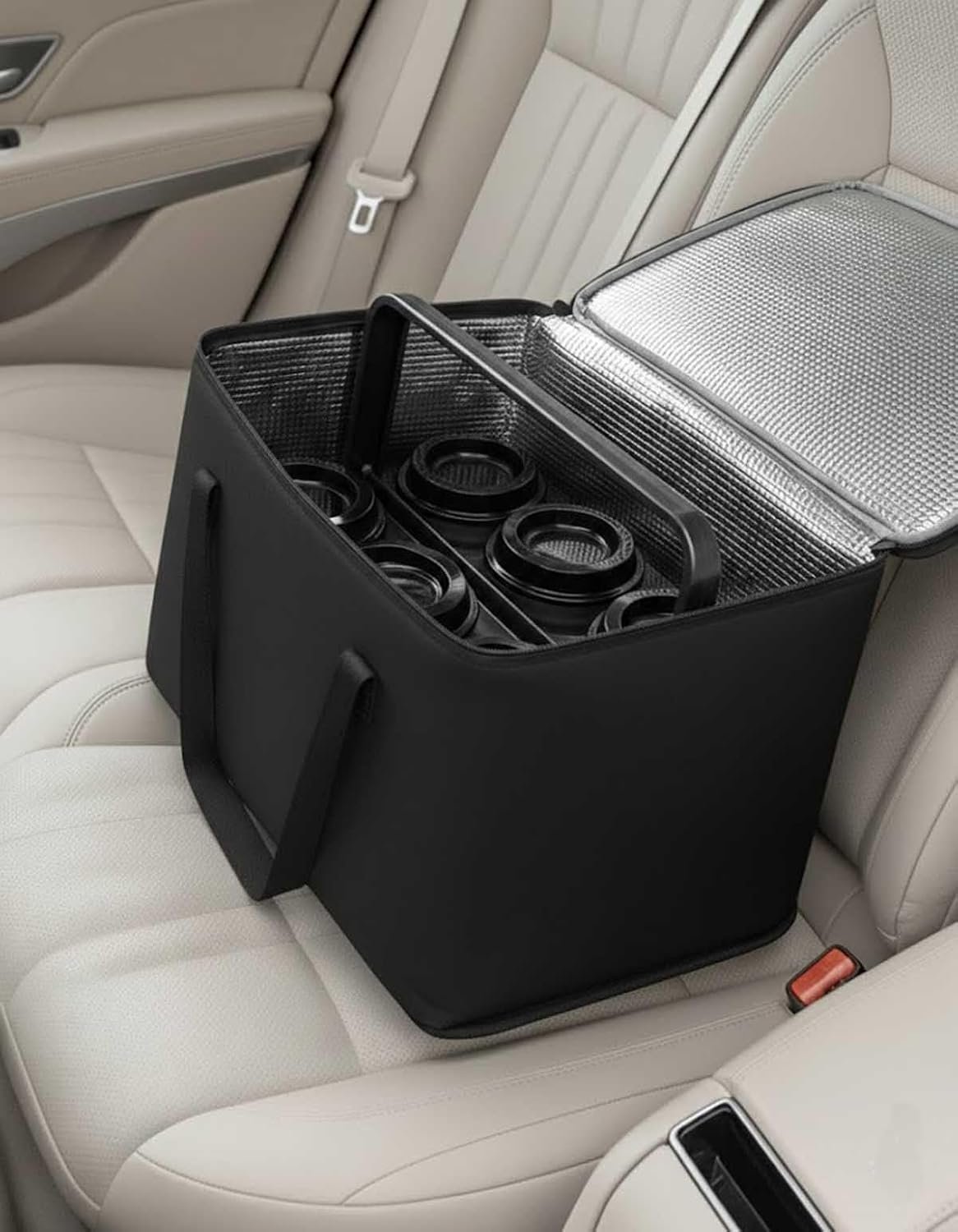 Individuelles Logo für Getränketräger, wiederverwendbare Tragebeutel für Getränke mit Griff, ideal für heiße oder kalte Speisen, essentielle Ausstattung für Lieferfahrer, Qualität vom Hersteller, schwarzer isolierter Träger.