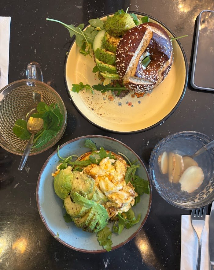 Das beste Café in Berlin-Mitte: Yada Yada Breakfast Club Erfahrungen Köpenicker Str. 93