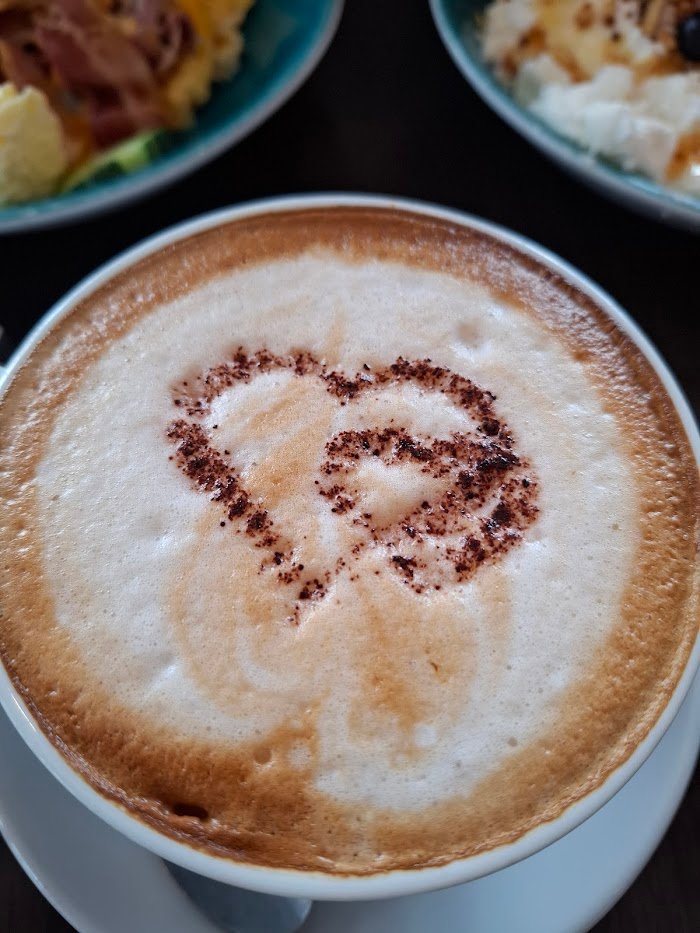 Mainkai Café•Bistro Frankfurt am Main: Ehrliche Erfahrungen und Experten-Einblicke