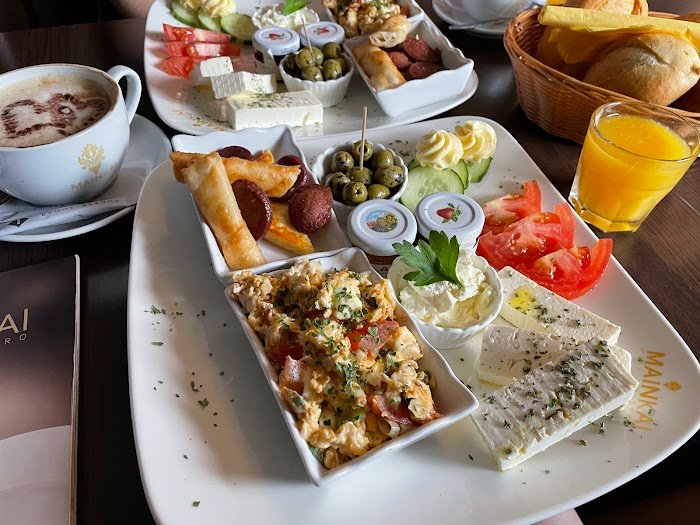 Mainkai Café•Bistro Frankfurt am Main: Ehrliche Erfahrungen und Experten-Einblicke