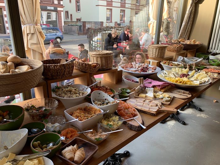 Glauburg Café Frankfurt am Main: Ehrlicher Testbericht mit Insider-Einblicken