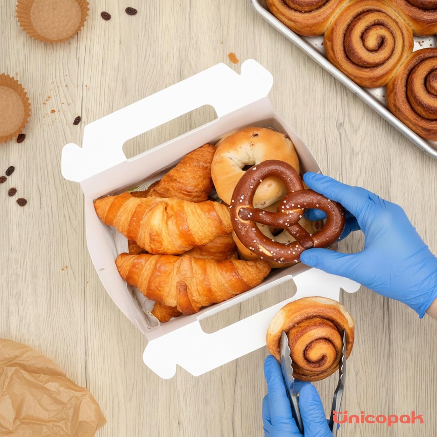 Großhandel große weiße Gable Boxen 30er Pack 9x6x6 mit Griffen, Karton Geschenkboxen für Partytüten, Snacks, Bäckerei, Plätzchen, Picknick, To-Go-Essen, DIY Verpackungen, individuelles Logo, Hersteller. Großhandel große weiße Gable Boxen 30er Pack 9x6x6 mit Griffen, Karton Geschenkboxen für Partytüten, Snacks, Bäckerei, Plätzchen, Picknick, To-Go-Essen, DIY Verpackungen, individuelles Logo, Hersteller.