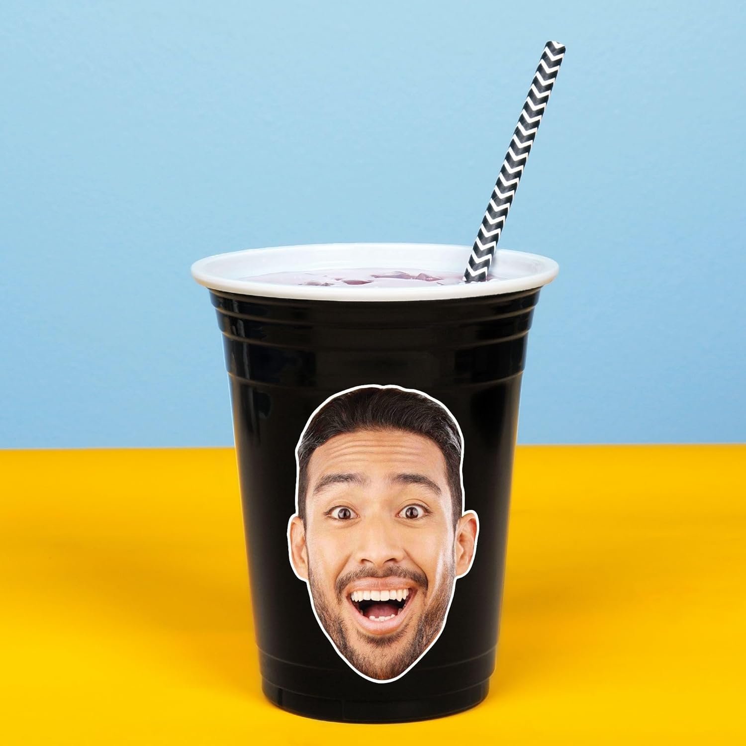 Großhandel 16 oz Einwegbecher mit individuellem Logo, personalisierte Fotocutouts, witzige Tischdeko für Geburtstagsfeiern, Junggesellinnenabschiede und Abschlussfeiern - 16 Stück von Hersteller