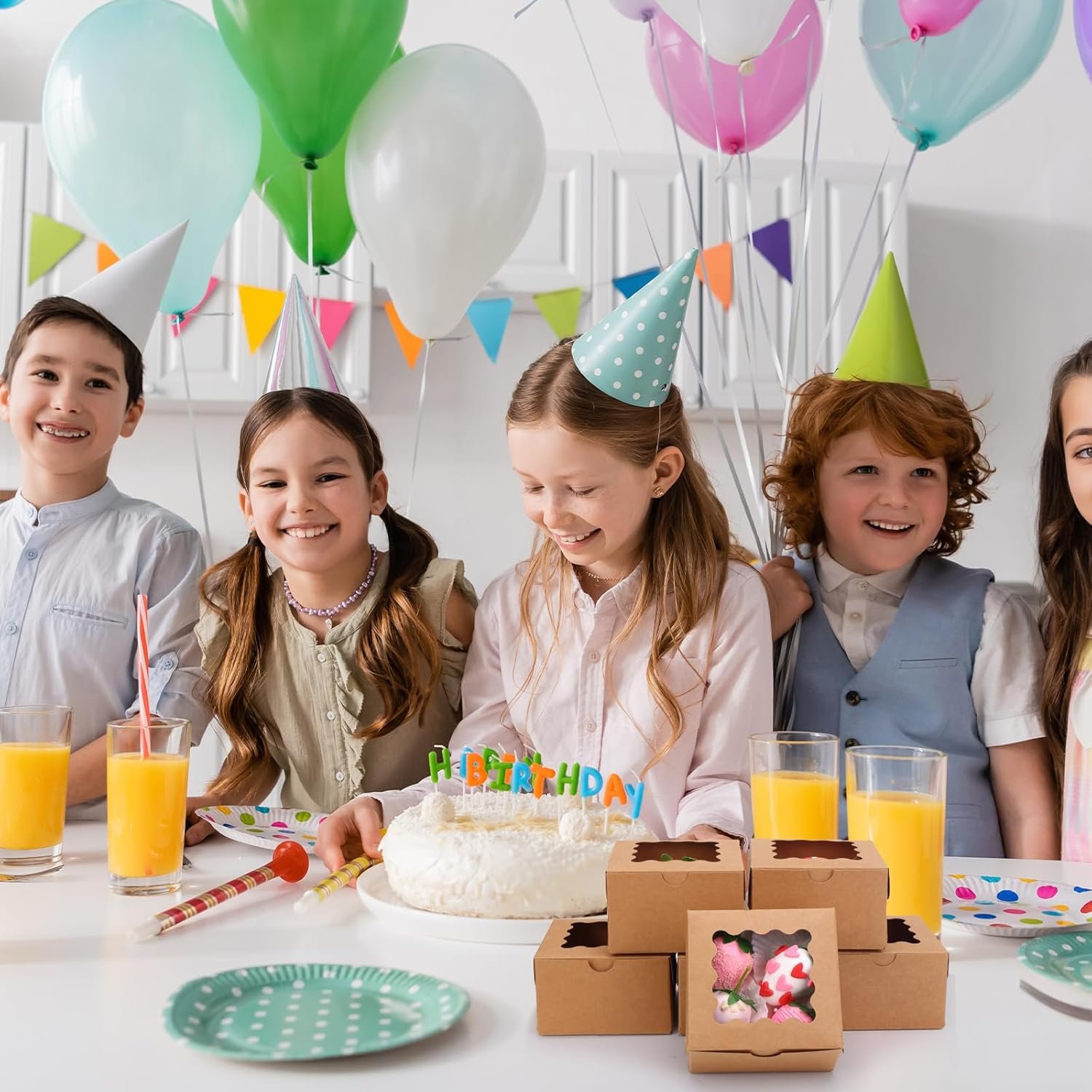 Großhandel 50 Stück Papier-Keksboxen mit Fenster 4x4x2,5 Zoll für kleine Kekse, Leckereien und Desserts, Individuelles Logo, Hersteller für Bulk-Bestellungen