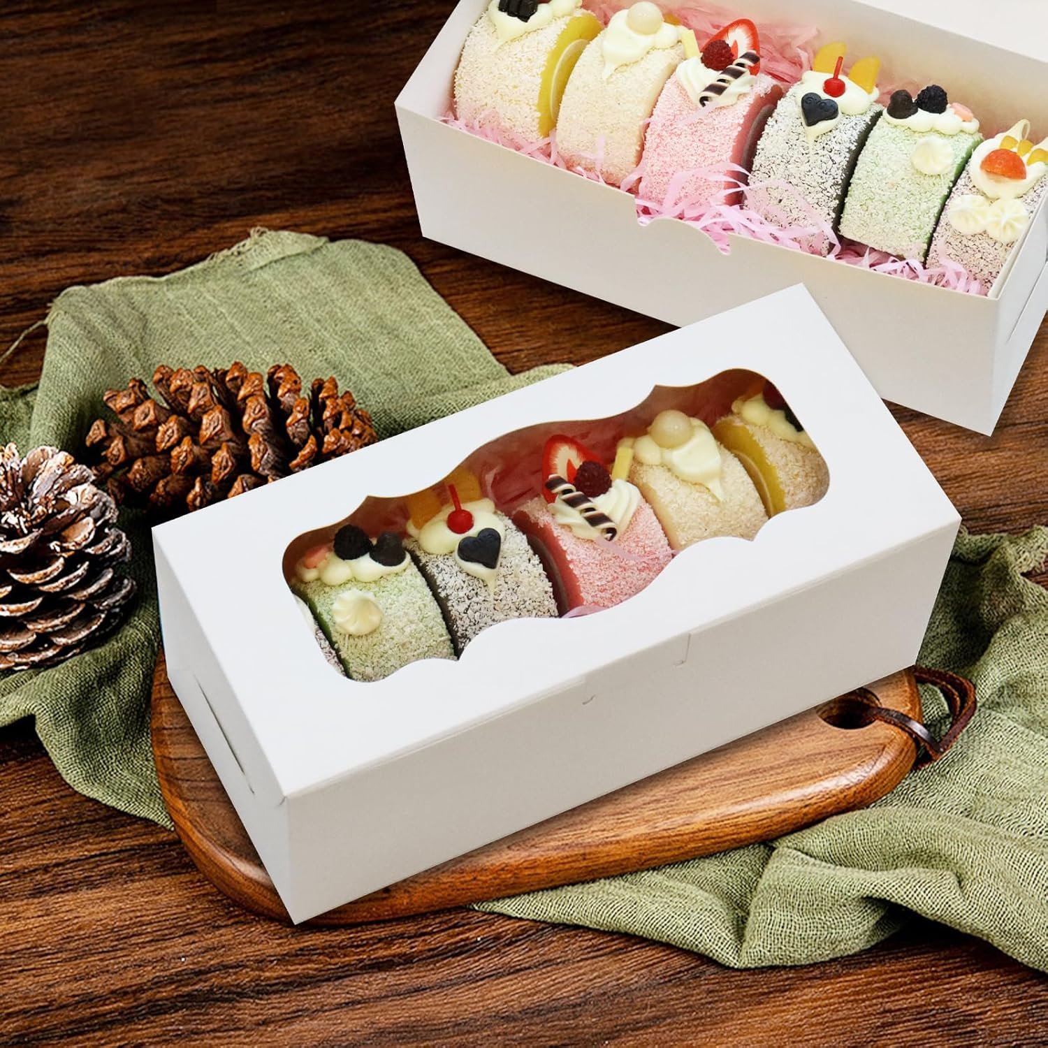 Großhandel 30 Stück 9x4x3,5 Zoll Cookie Boxen mit Fenster, individuell gestaltbare Brotboxen für Rollkuchen, Desserts, Muffins, Donuts, Süßigkeiten und Feingebäck, Hersteller von hochwertigen Verpackungen für Großmengen. Großhandel 30 Stück 9x4x3,5 Zoll Cookie Boxen mit Fenster, individuell gestaltbare Brotboxen für Rollkuchen, Desserts, Muffins, Donuts, Süßigkeiten und Feingebäck, Hersteller von hochwertigen Verpackungen für Großmengen.