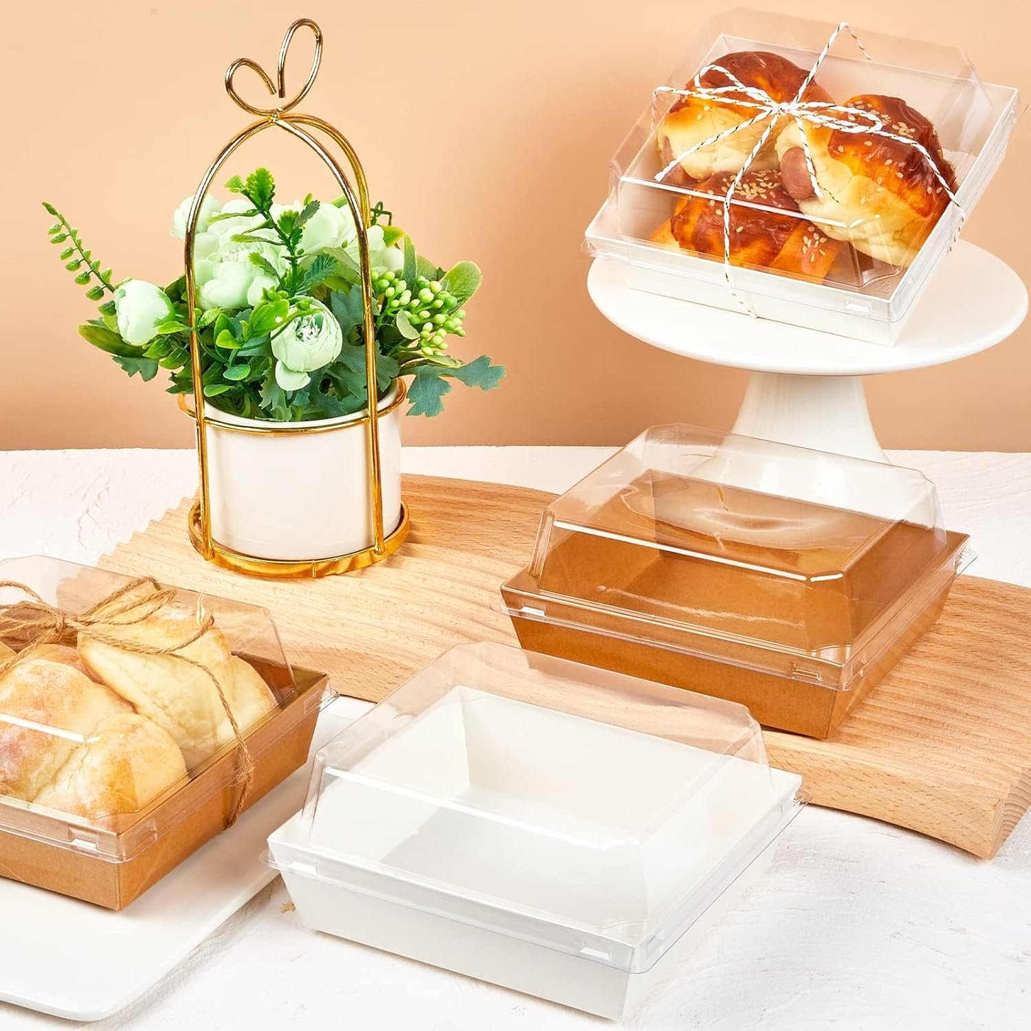 Großhandel 50 Stück 5 Zoll Papierschalen mit klaren Lids, square To Go Kuchenscheibenbehälter, kleine Bäckereiboxen für Desserts, Cookies, Sandwiches, Erdbeeren, individuelles Logo Großhandel 50 Stück 5 Zoll Papierschalen mit klaren Lids, square To Go Kuchenscheibenbehälter, kleine Bäckereiboxen für Desserts, Cookies, Sandwiches, Erdbeeren, individuelles Logo