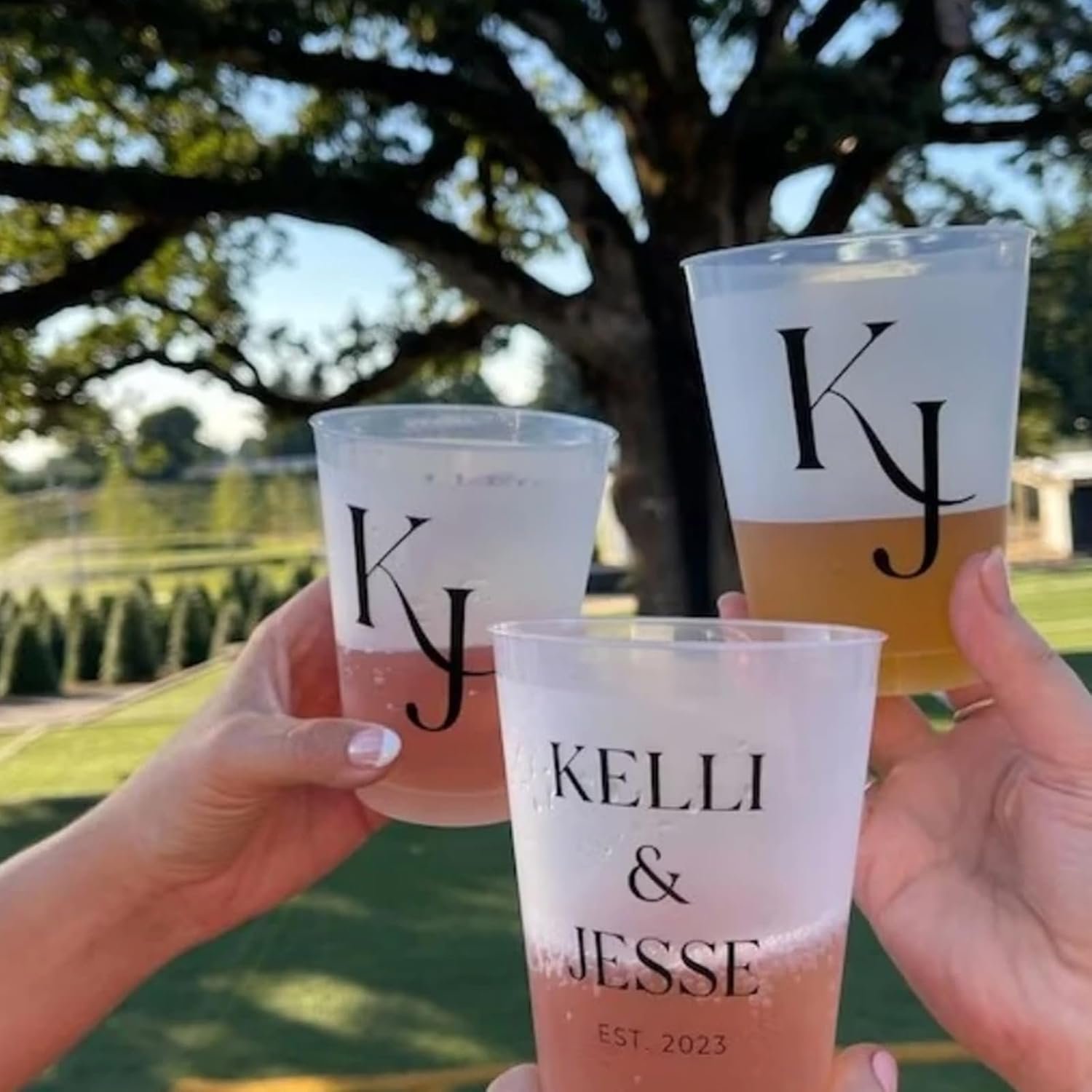 Großhandel 100 personalisierte frosted Plastik wiederverwendbare Partybecher 16oz, individuelles Logo für Hochzeiten und Brautpartys, OEM und maßgeschneiderte Einwegbecher