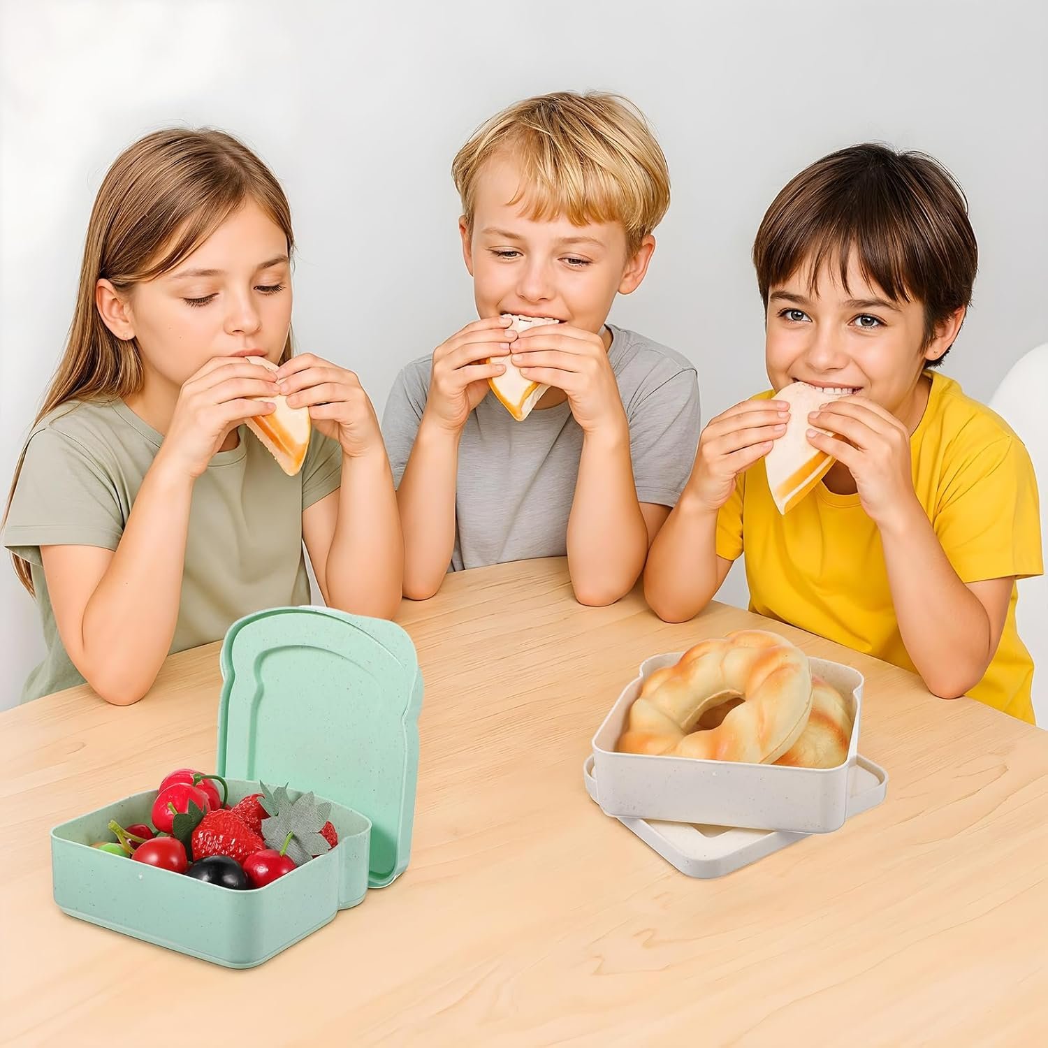 Großhandel 2 Stück wiederverwendbare Sandwich-Container aus Kunststoff, Toast-Form, mit Deckel für Lebensmittelaufbewahrung, individuelle Logo-Option, perfekt für Obst, Salate und Snacks, ideal für Familie, Büro und Camping.