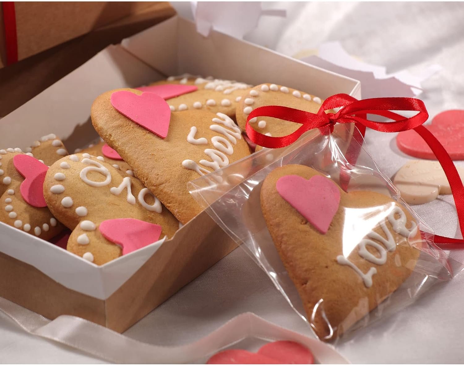 Großhandel 300 Stück klare selbstklebende Cellophanbeutel 4x6 Zoll für individuelle Geschenke, Hersteller von individuellen Logos, OEM Cookie Bags für die Verpackung