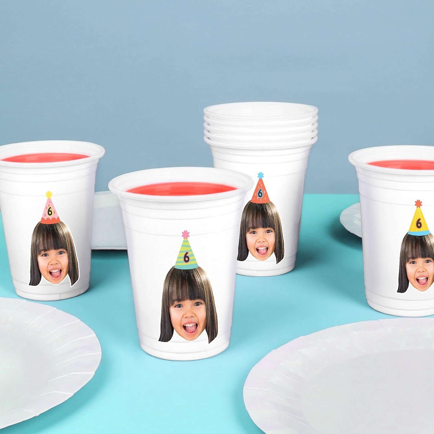 Großhandel 16oz Einwegbecher mit individuellem Logo, witzige und bunte Tischdeko für Geburtstagsfeiern, personalisierte Foto-Ausschnitt-Aufkleber - 16er Pack vom Hersteller