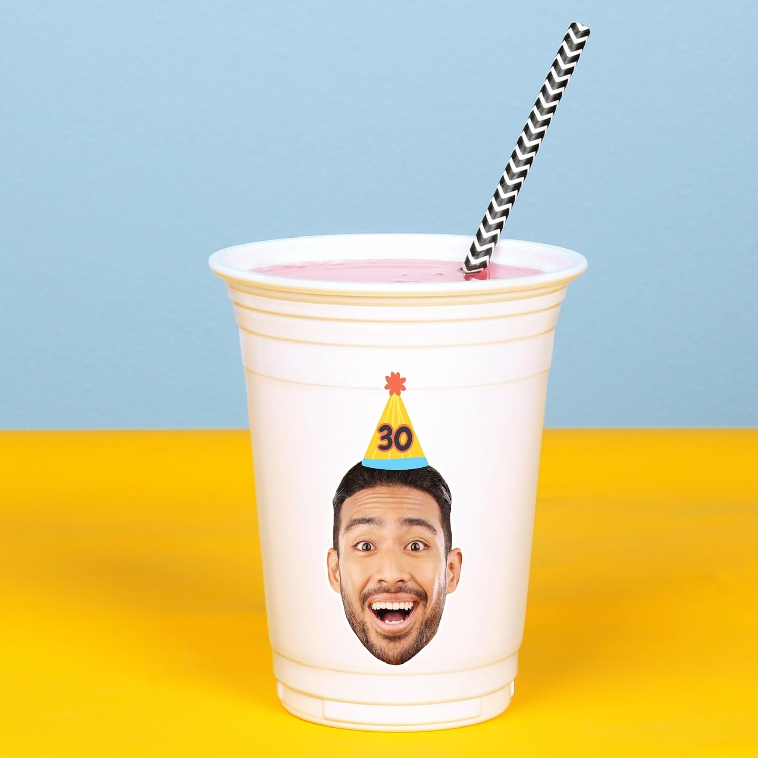 Großhandel 16oz Einwegbecher mit individuellem Logo, witzige und bunte Tischdeko für Geburtstagsfeiern, personalisierte Foto-Ausschnitt-Aufkleber - 16er Pack vom Hersteller
