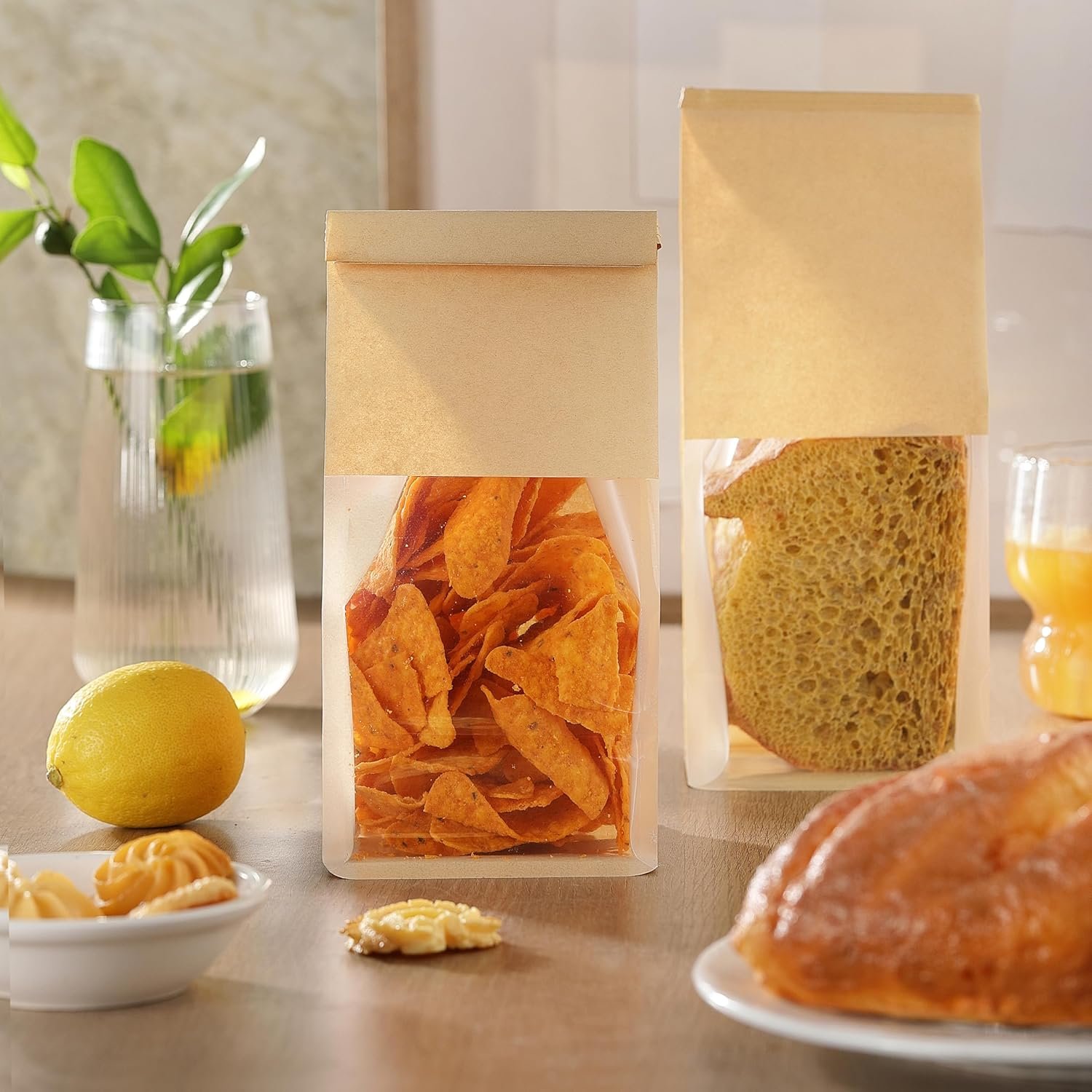 Großhandel 50er Packung Cookie Bags Verpackung mit Fenster, perfekte kleine Bäckertüten, Tin Tie Verschluss für Muffins, hausgemachte Granola, Popcorn und Süßigkeiten (9,2 x 9,0 x 3,9 cm), OEM verfügbar.