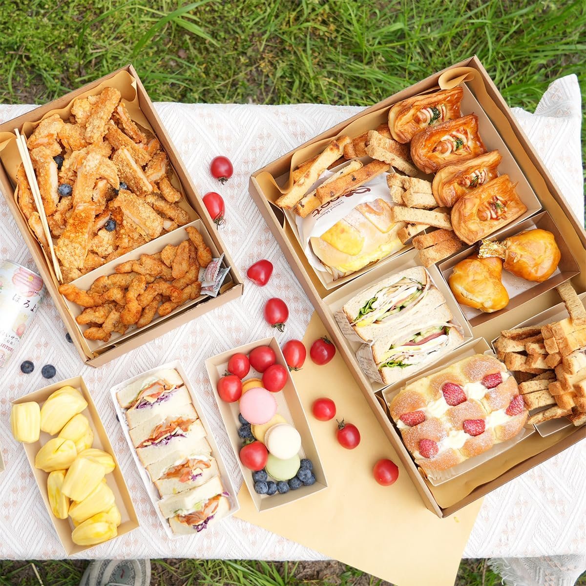 Großhandel 10er Pack Pappkartons mit Fenster, 11,8x7,87x3,15 Zoll große Keksboxen, ideal für eigene Marken, Anbieter von Takeout-Behältern für Kuchen, Muffins und Gebäck. Großhandel 10er Pack Pappkartons mit Fenster, 11,8x7,87x3,15 Zoll große Keksboxen, ideal für eigene Marken, Anbieter von Takeout-Behältern für Kuchen, Muffins und Gebäck.