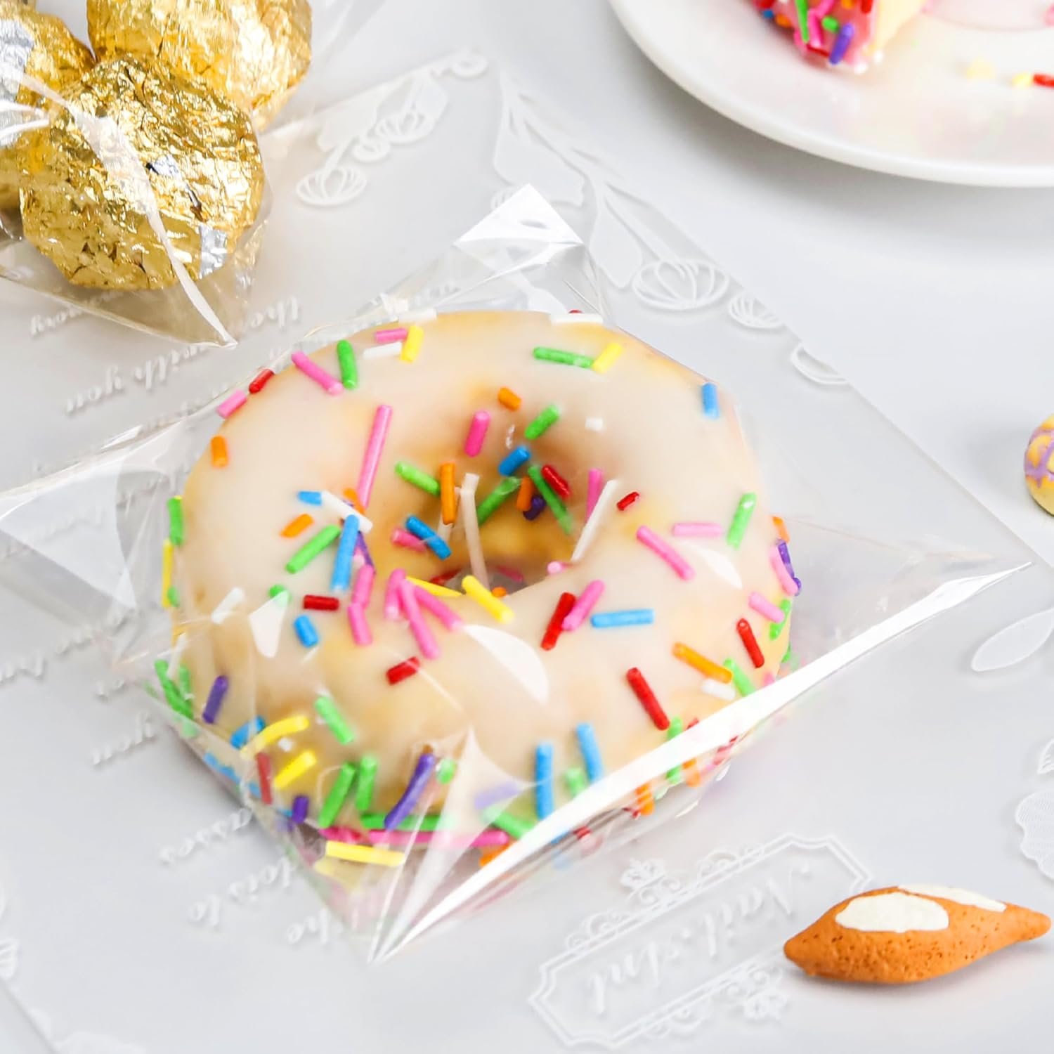 Großhandel klare Cellophanbeutel 200 Stück zur Verpackung von Cookies, Süßigkeiten und Geschenken (4x4 Zoll) mit individuellem Logo vom Hersteller, ideal für Eigenmarken und Bulk-Bestellungen. Großhandel klare Cellophanbeutel 200 Stück zur Verpackung von Cookies, Süßigkeiten und Geschenken (4x4 Zoll) mit individuellem Logo vom Hersteller, ideal für Eigenmarken und Bulk-Bestellungen.