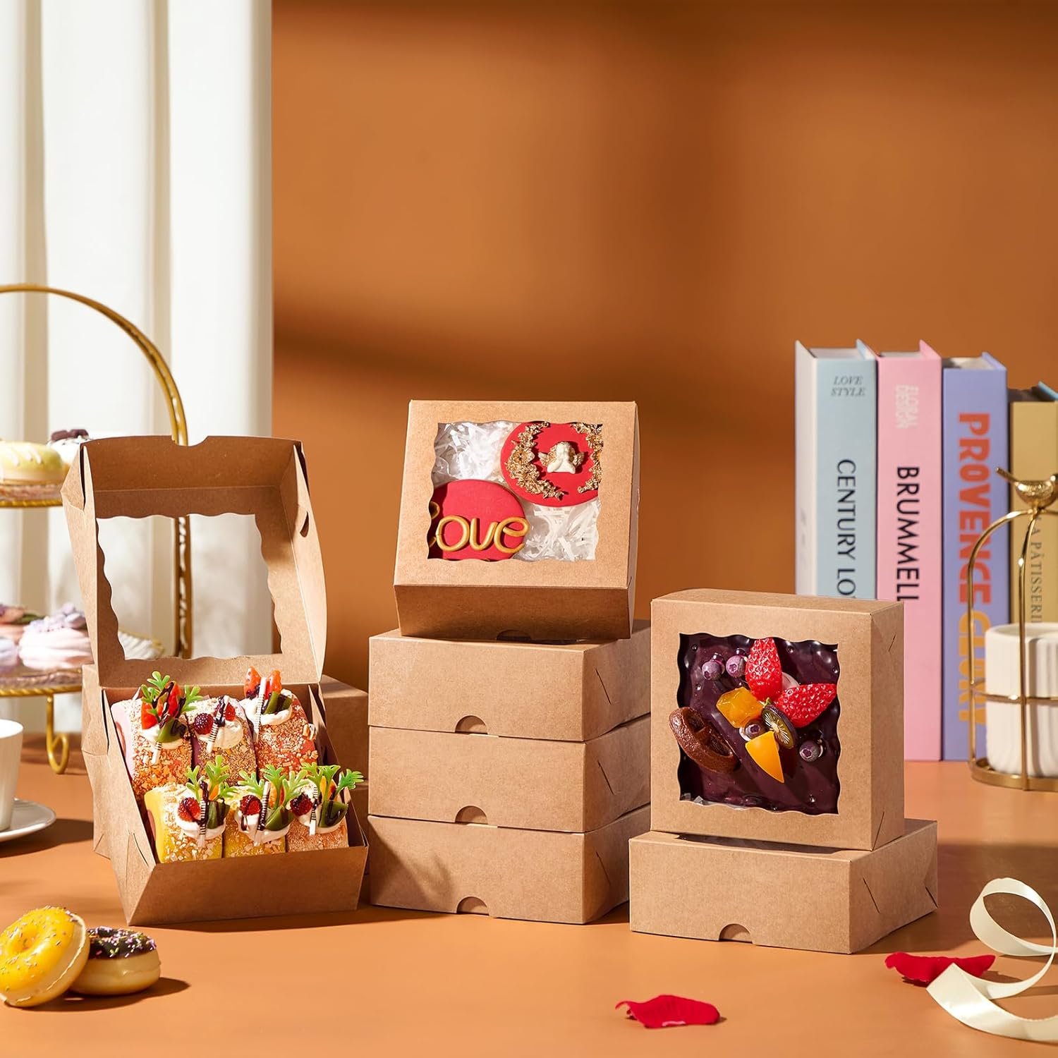 Großhandel 20 Stück Backboxen 5x5x2 Zoll mit Fenster für Cookies, Macarons, Mini-Kuchen, Schokoladenüberzogene Erdbeeren, Brownies & Pies - Individuelles Logo vom Hersteller