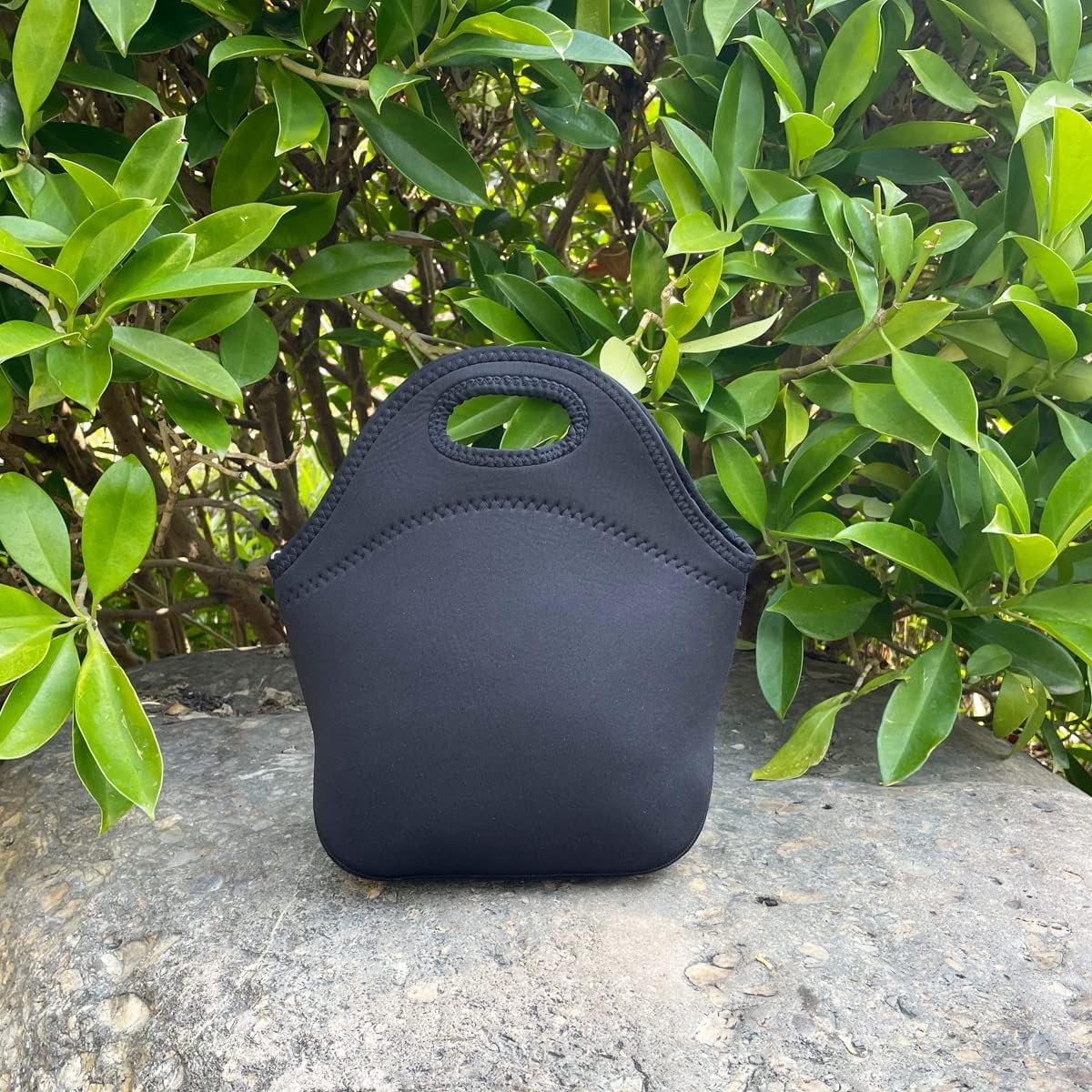 Großhandel Mini-Kühltasche für Kinder, isolierte Neopren-Lunchbox, individuell bedruckbar, perfekt für Schule, Arbeit, Männer, Frauen, in Schwarz, von Hersteller in Großmenge erhältlich. Großhandel Mini-Kühltasche für Kinder, isolierte Neopren-Lunchbox, individuell bedruckbar, perfekt für Schule, Arbeit, Männer, Frauen, in Schwarz, von Hersteller in Großmenge erhältlich.