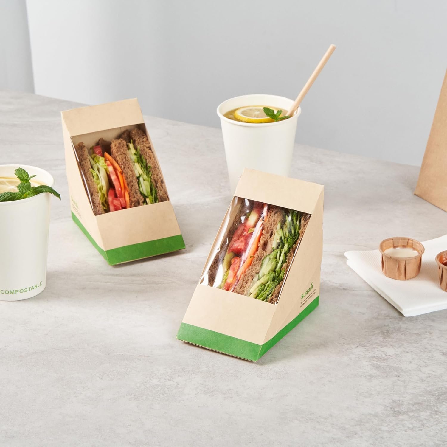 Großhandel Papier Sandwichboxen mit klarem Fenster, 50 Stück à 4,8 x 4,8 x 3,2 Zoll, ideal für Cafés und Take-away-Mahlzeiten, individuell mit Ihrem Logo, von zuverlässigen Herstellern, lecksicher in Kraftpapier. Großhandel Papier Sandwichboxen mit klarem Fenster, 50 Stück à 4,8 x 4,8 x 3,2 Zoll, ideal für Cafés und Take-away-Mahlzeiten, individuell mit Ihrem Logo, von zuverlässigen Herstellern, lecksicher in Kraftpapier.