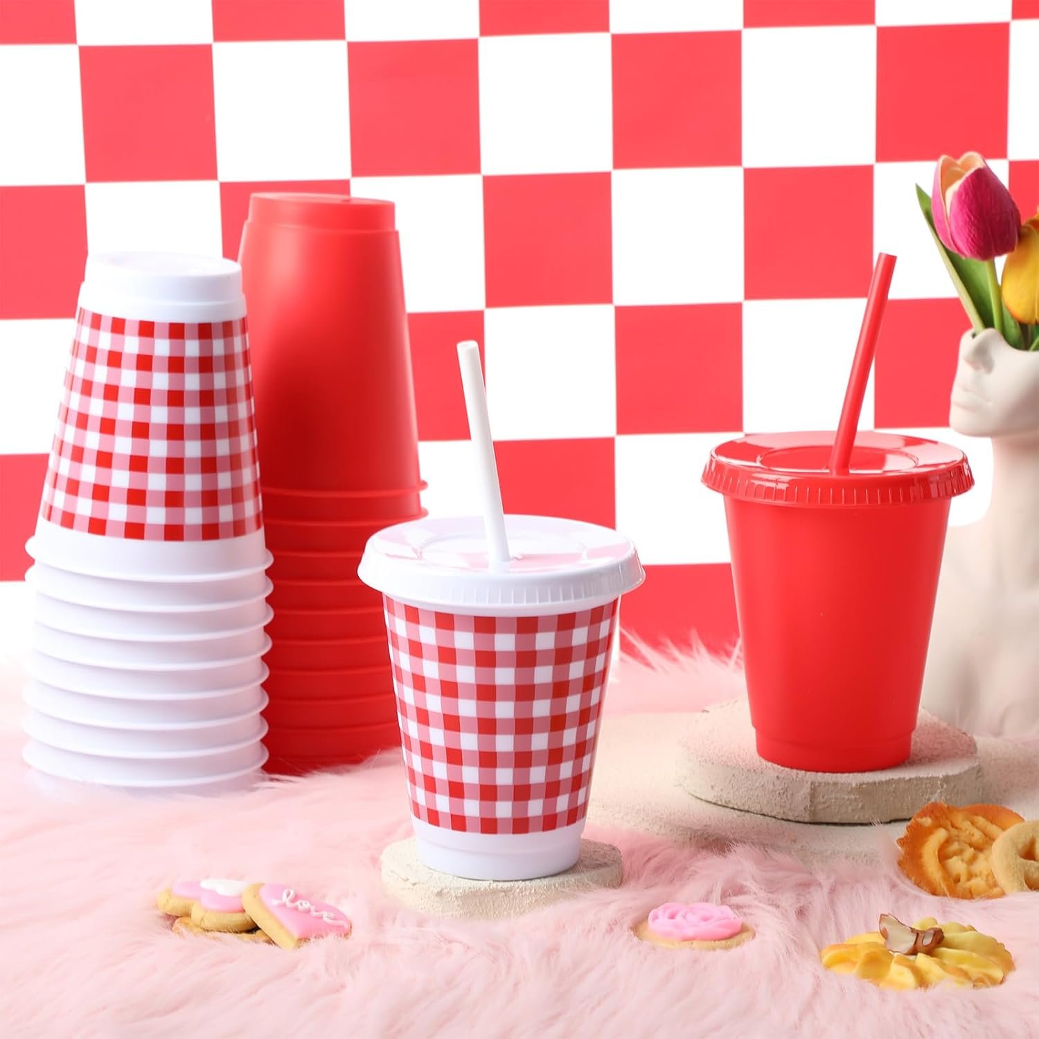 Großhandel 24 Stück Waffelmuster rot und weiß Einweg-Plastikbecher 16 oz Picknick-Tumblers für Sommer-BBQ, Familienessen und Geburtstagsparty-Dekoration, als individuelle Logo-Option vom Hersteller erhältlich.
