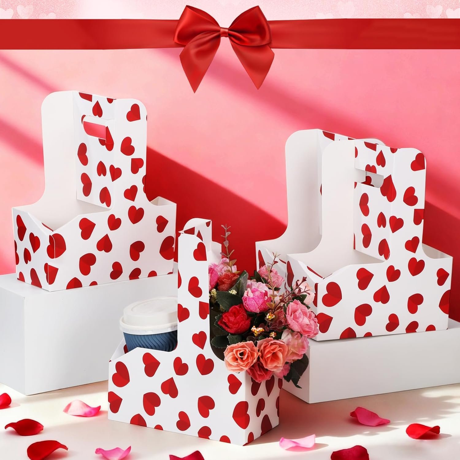 Großhandel 24 Stück Tragbarer Getränke-Träger mit Griff für 2 Becher, faltbares Herz-Papierboard für Galentines-Partybedarf, OEM für heiße und kalte Getränke, individuelles Logo verfügbar.