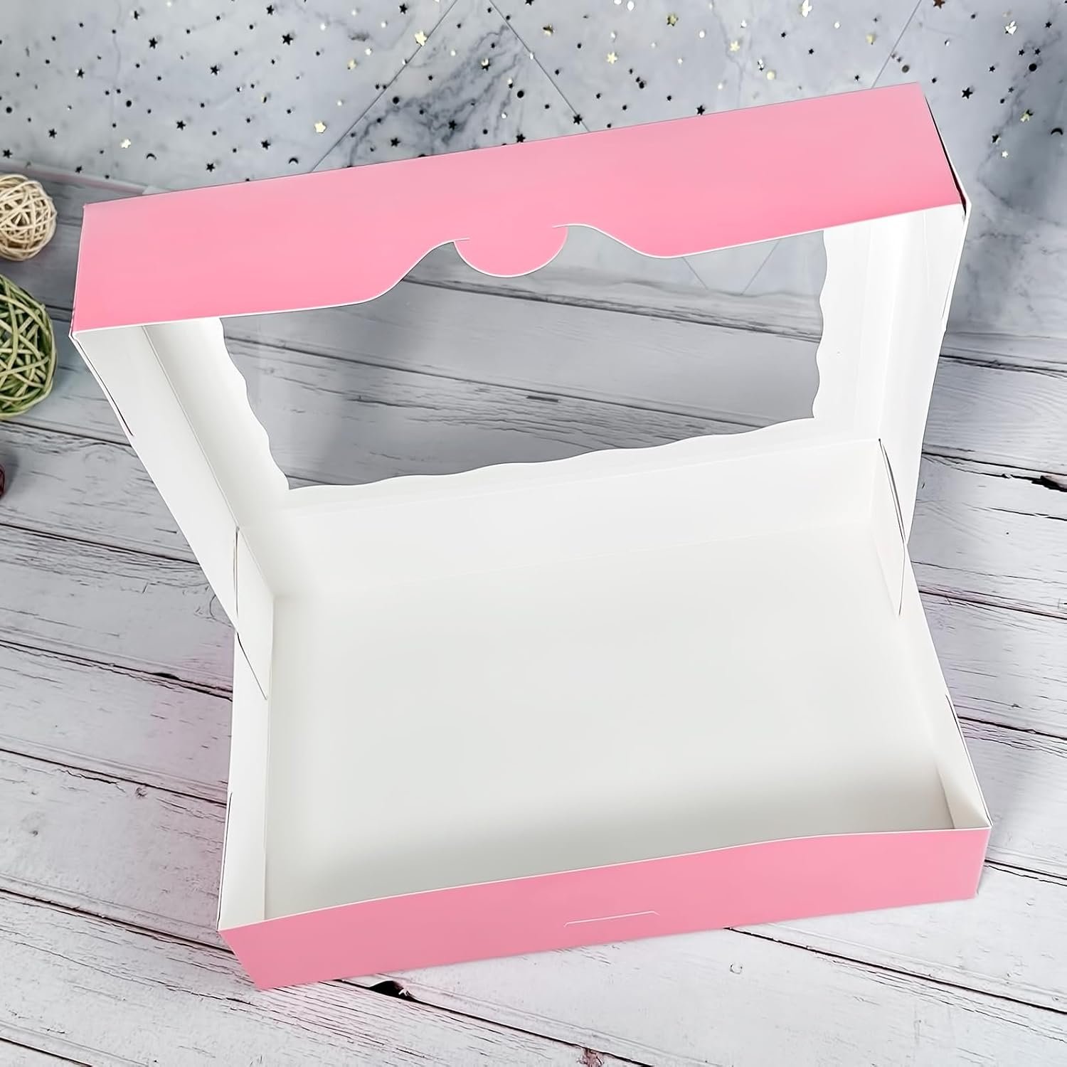 Großhandel 15er-Pack Pinke Backwarenbox 12x8x2,5 Zoll für große Donuts Muffins Cookies mit PVC-Fenster - Individuelles Logo auf naturbelassenem Kraftpapier - OEM Boxen. Großhandel 15er-Pack Pinke Backwarenbox 12x8x2,5 Zoll für große Donuts Muffins Cookies mit PVC-Fenster - Individuelles Logo auf naturbelassenem Kraftpapier - OEM Boxen.