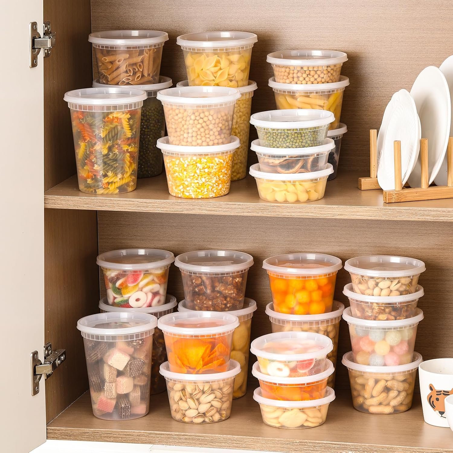 Großhandel 90 Sets Kunststoff-Deli-Behälter mit Deckeln, luftdicht, für die Aufbewahrung von Lebensmitteln, mit unterschiedlichen Größen (8 oz, 16 oz, 32 oz), Hersteller von Mikrowellen- und Geschirrspüler-sicheren Suppenbehältern, Eigenmarke für Takeout und Tiefkühlung.
