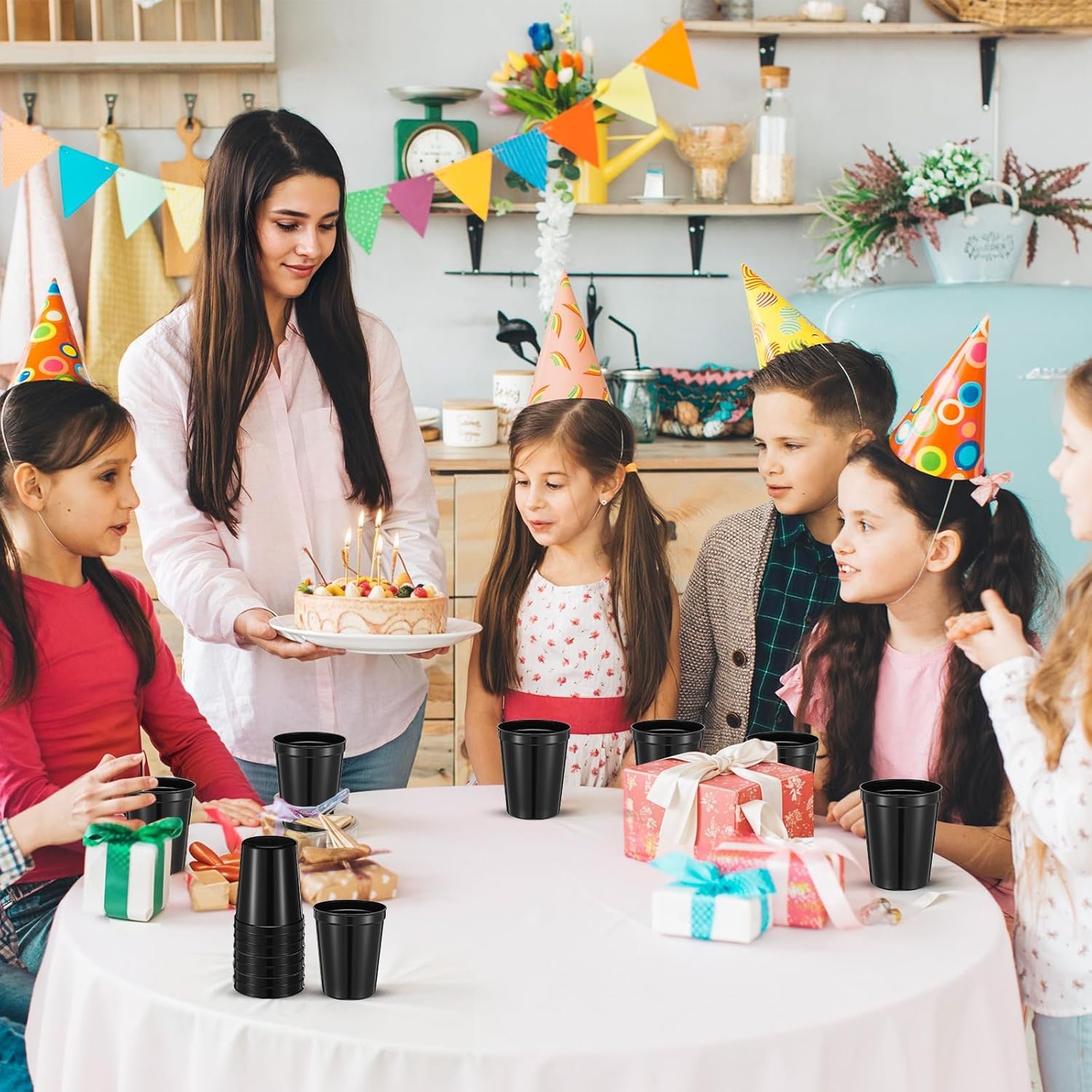 Großhandel 36 Pack 16 oz wiederverwendbare leere Plastikbecher, robuste stapelbare Trinkbecher für Partys, OEM für Abschlussfeiern, Hochzeiten und DIY-Projekte (schwarz)