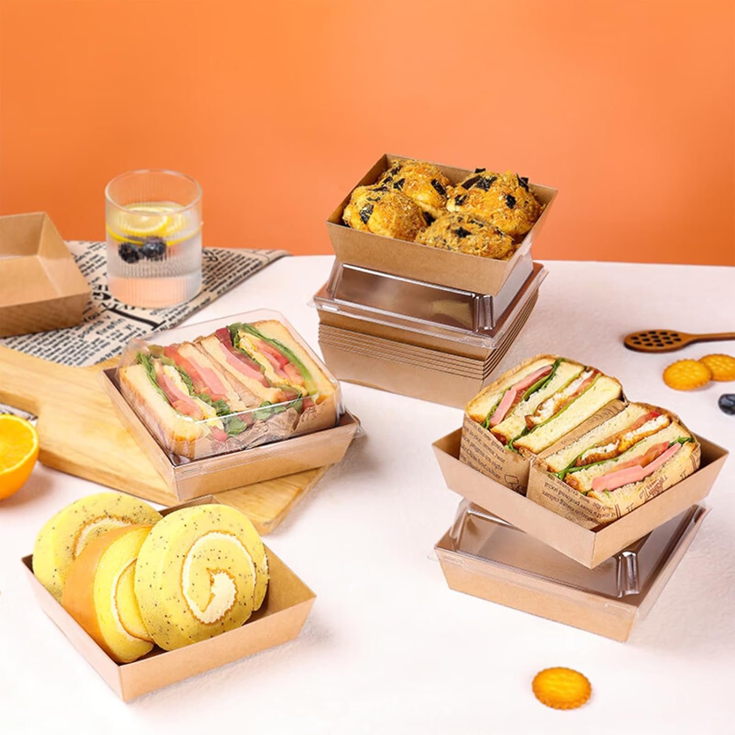 Großhandel 100 Stück Charcuterie Boxen mit Klaren Deckeln, 5 Zoll Kraft Papier To Go Gebäck Box mit 500 Aufklebern, Juteschnur, braune Einweg-Dessertbehälter für Sandwich, Keks und Kuchenscheiben, Individuelles Logo Großhandel 100 Stück Charcuterie Boxen mit Klaren Deckeln, 5 Zoll Kraft Papier To Go Gebäck Box mit 500 Aufklebern, Juteschnur, braune Einweg-Dessertbehälter für Sandwich, Keks und Kuchenscheiben, Individuelles Logo