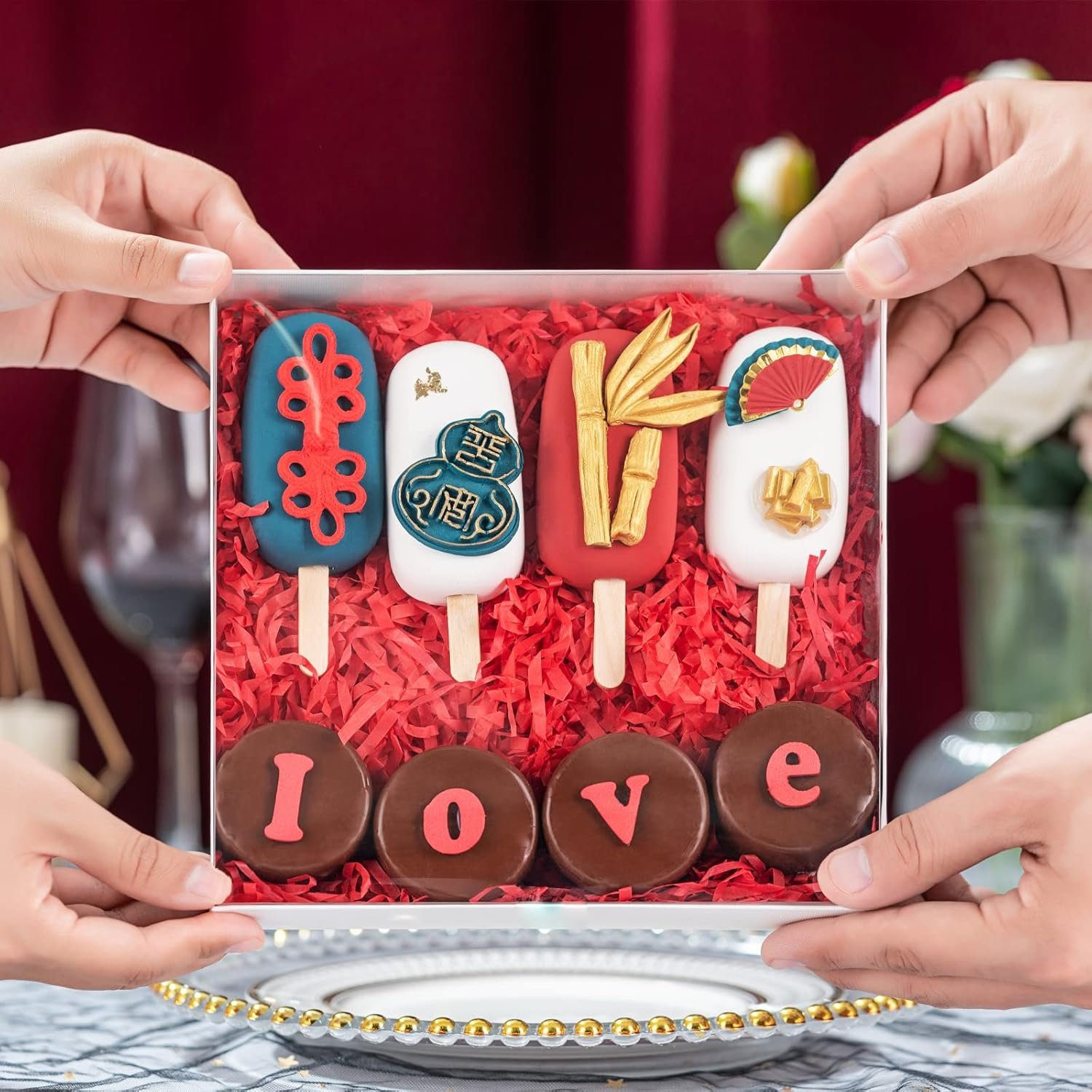 Großhandel 24-Pack Kuchen- und Keksboxen 8x8x1½ Zoll mit klarem Sichtfenster, ideal für Macarons, Schokoladenüberzogene Brezelstangen, individuelle Logo-Optionen, vom Hersteller bezogen. Großhandel 24-Pack Kuchen- und Keksboxen 8x8x1½ Zoll mit klarem Sichtfenster, ideal für Macarons, Schokoladenüberzogene Brezelstangen, individuelle Logo-Optionen, vom Hersteller bezogen.