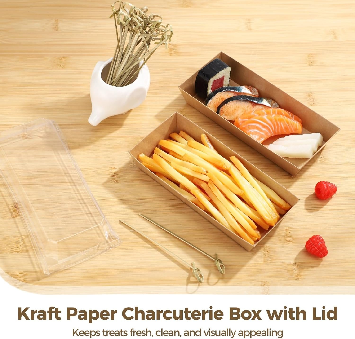 Großhandel 100 Stück Papier Charcuterie Boxen mit klaren Deckeln, 7,5 x 3,3 x 2,4 Zoll Sandwichboxen mit 100 Holzstäbchen, OEM Einweg Lebensmittelbehälter für Süßigkeiten, Kekse, Desserts, Früchte, Hersteller von Skewern