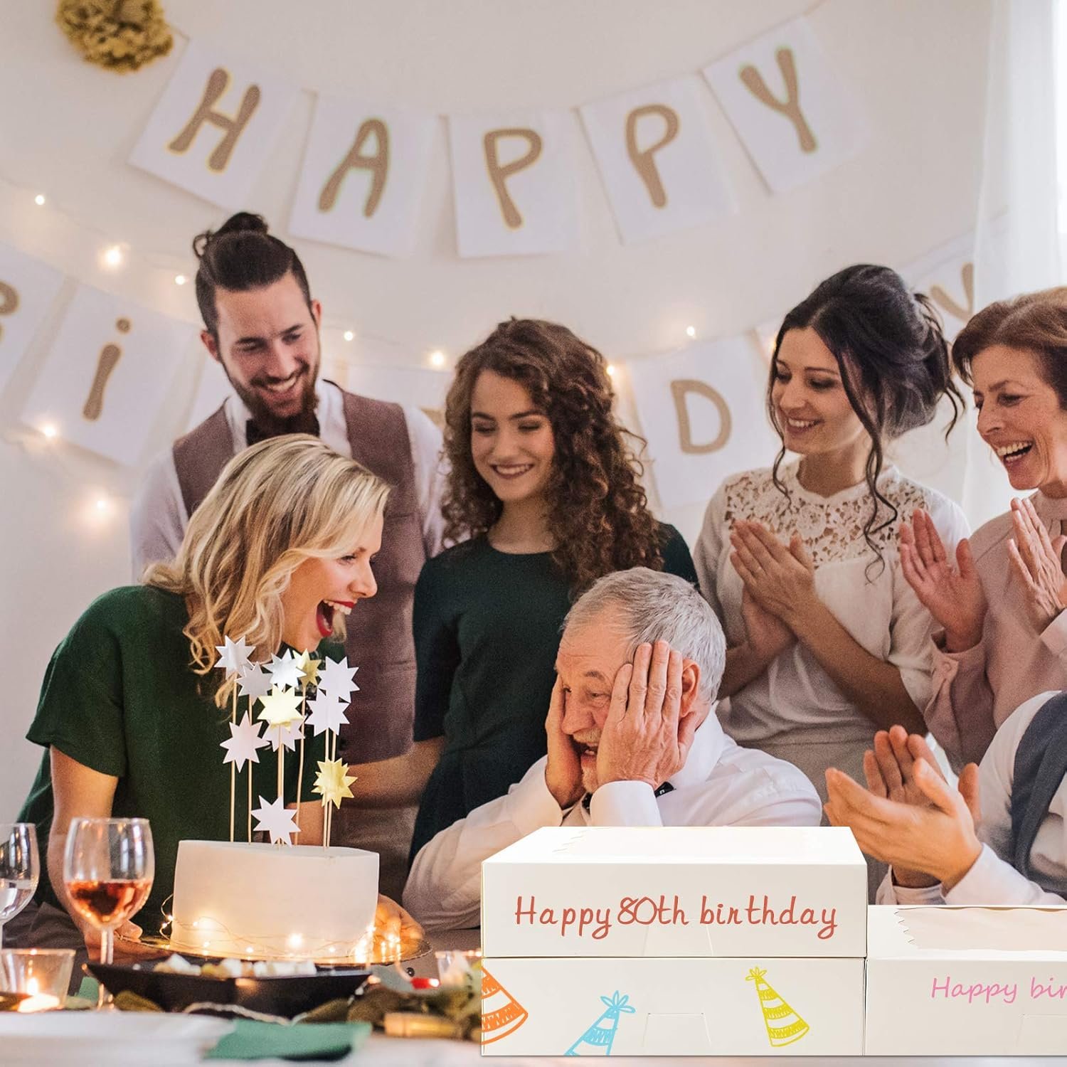 Großhandel 30 Stück 8x8x2,5 cm Bakery Boxen, weiße Boxen mit Fenster für Donuts, Schokoladen-Erdbeeren, Torten, individuelles Logo, OEM, Bulk-Behandlung