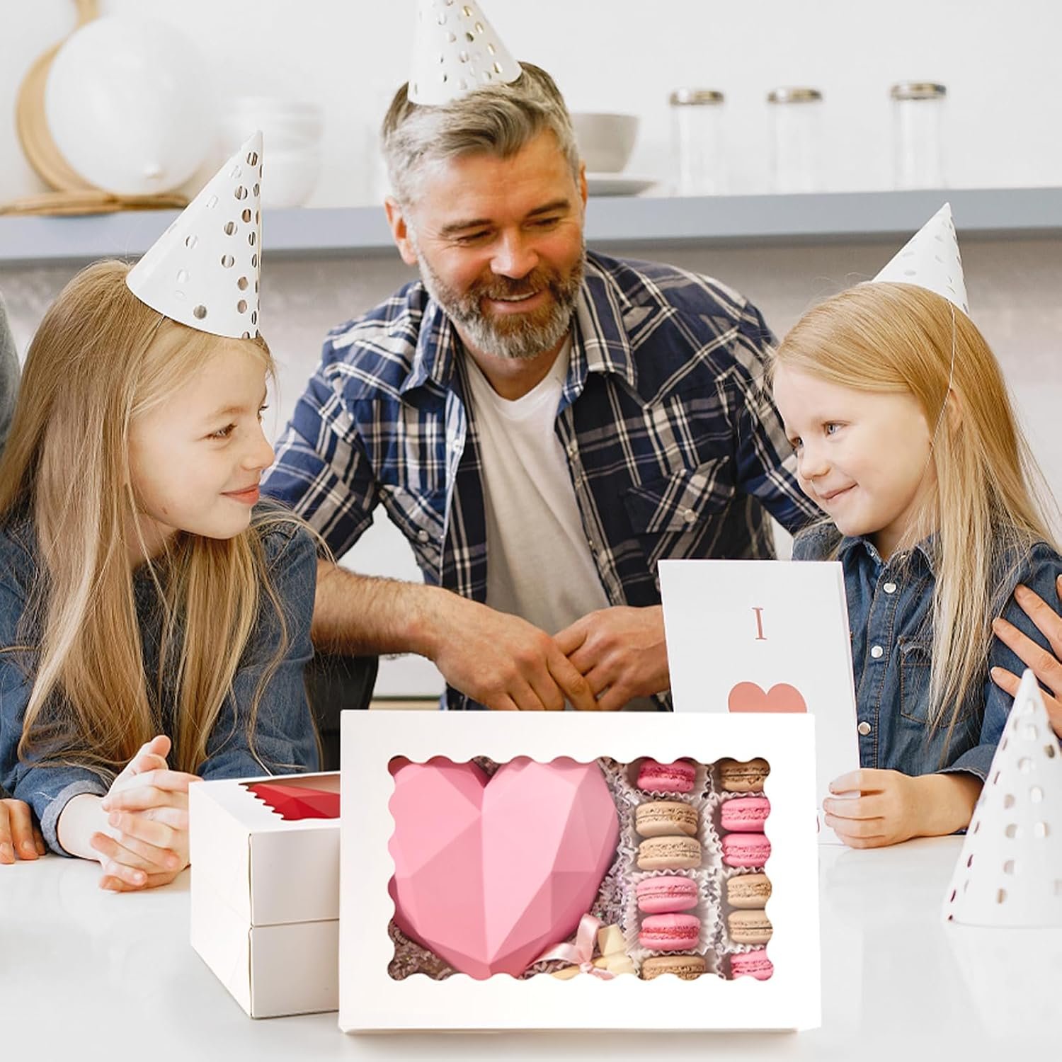 Großhandel 20 Packungen Backboxen, 12x8x2,5 Zoll Keksboxen mit Fenster, für individuelle Logos, Hersteller von automatischen Popup-Bescherungen für Schokoladenüberzogene Erdbeeren, Gebäck, Donuts, Muffins und zerbrechliche Herzen.