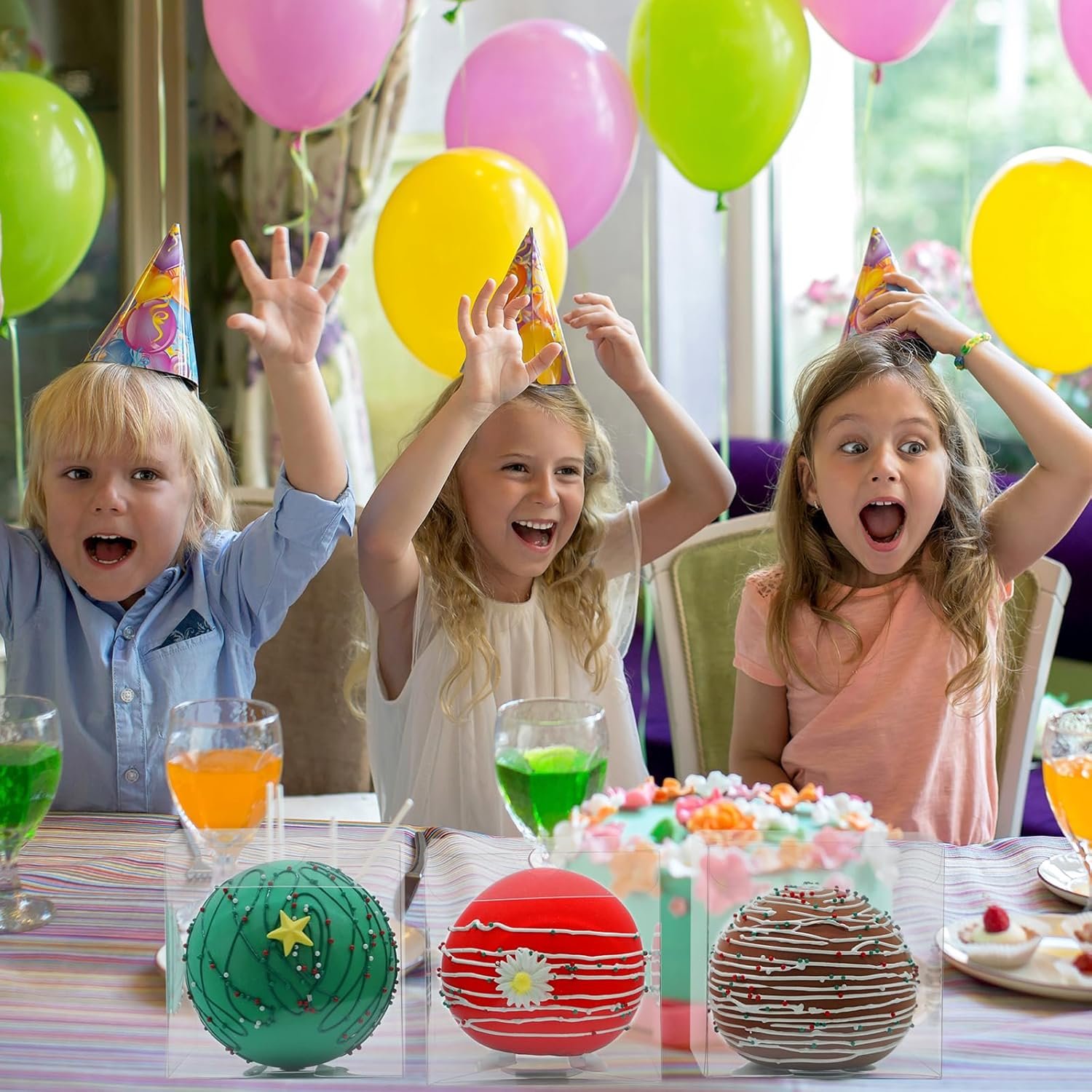 Großhandel 100 Stück Klare Geschenkboxen 3x3x3 Zoll für Schokoladenbomben, Cupcakes und Macarons, Individuelles Logo für Hochzeiten und Geburtstagsfeiern, Hersteller für große Mengen.