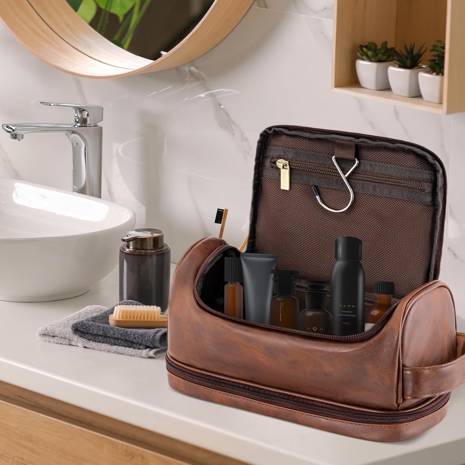 Großhandel personalisierte Kulturbeutel für Männer, individuelles Logo PU-Leder wasserfeste Dopp Kit für Reisen, Hersteller von maßgeschneiderten Toiletry Organisern in Reddish Brown, Bulk Geschenke für Männer. Großhandel personalisierte Kulturbeutel für Männer, individuelles Logo PU-Leder wasserfeste Dopp Kit für Reisen, Hersteller von maßgeschneiderten Toiletry Organisern in Reddish Brown, Bulk Geschenke für Männer.
