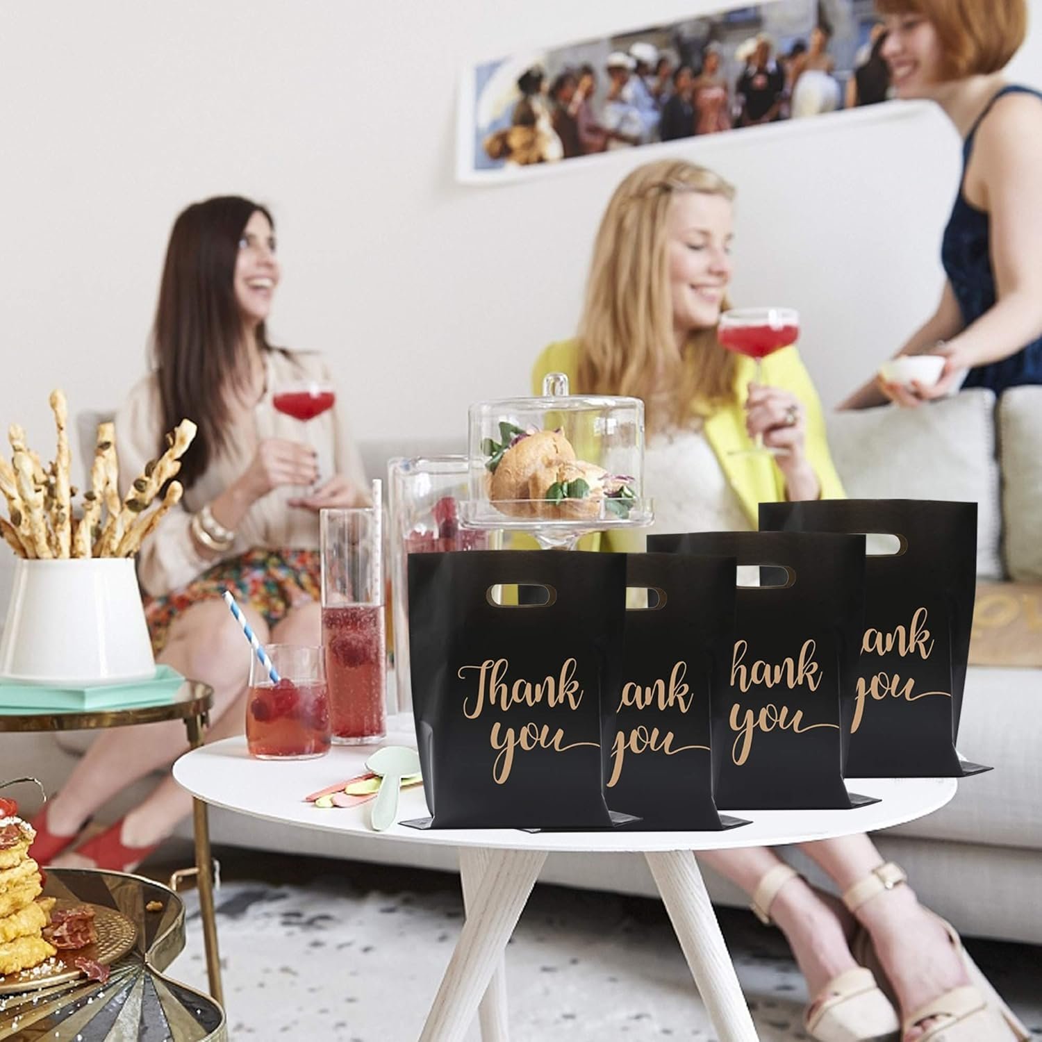 Großhandel 100 Stück Dankeschön-Tüten mit Griffen 12x15 Zoll extra dick 2,36 Mil wiederverwendbare Plastiktüten für Einzelhandel Boutique Geschenke Hersteller, individuelles Logo