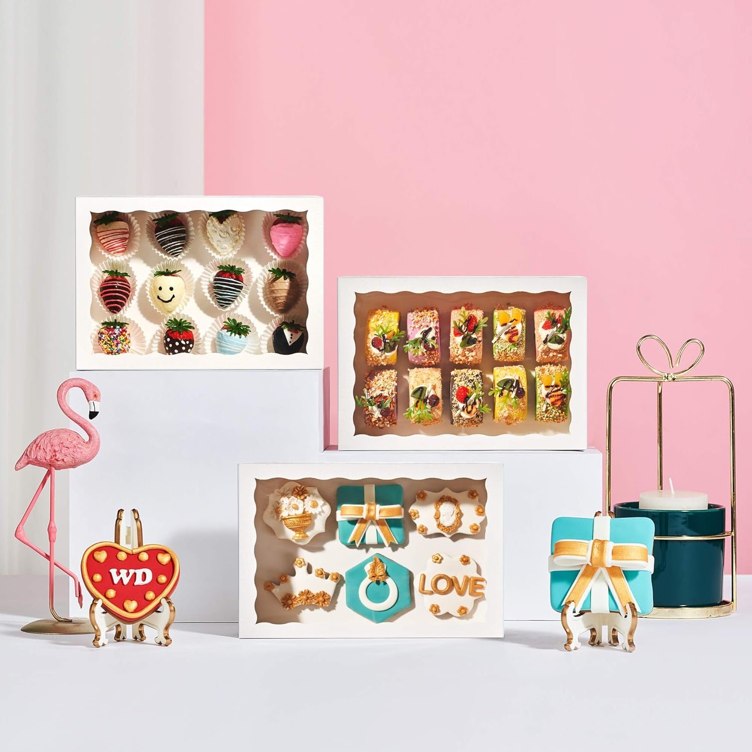 Großhandel 4er Pack 10x7x2,5 Zoll Weiße Erdbeerboxen mit Fenster, Dessertverpackungen für Kekse, Donuts, Macarons, Muffins und heiße Kakao-Bomben, Individuelles Logo für elegantes Geschenkpaket, Hersteller von Verpackungen in Großmenge