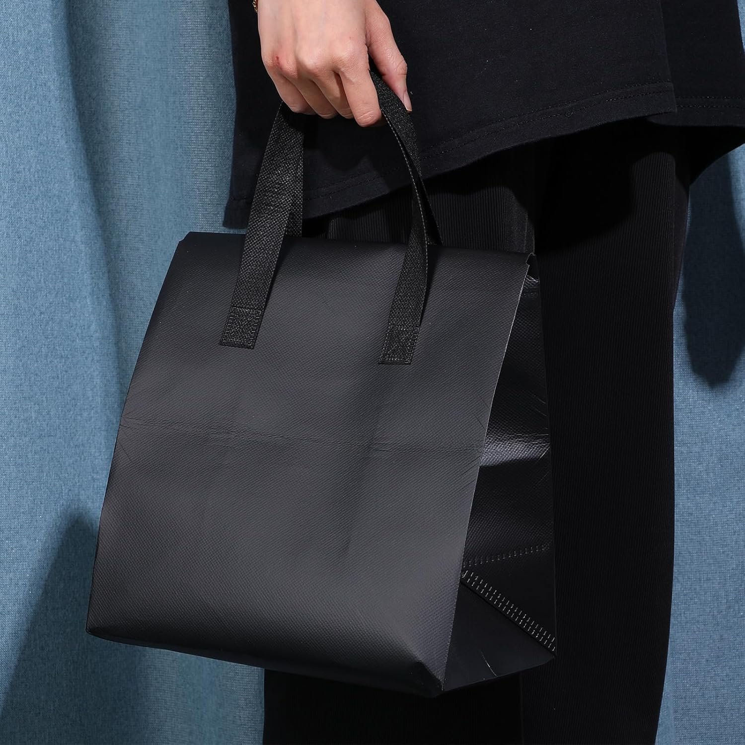 Großhandel 50 Stück isolierte Take-Away-Taschen, Thermoisolierte Lebensmittelbeutel für Kaffee, Milchtee und frische Meeresfrüchte, geeignet für Restaurant, Einzelhandel oder Picknick/BBQ, OEM verfügbar, Hersteller für warme und kalte Speisen.