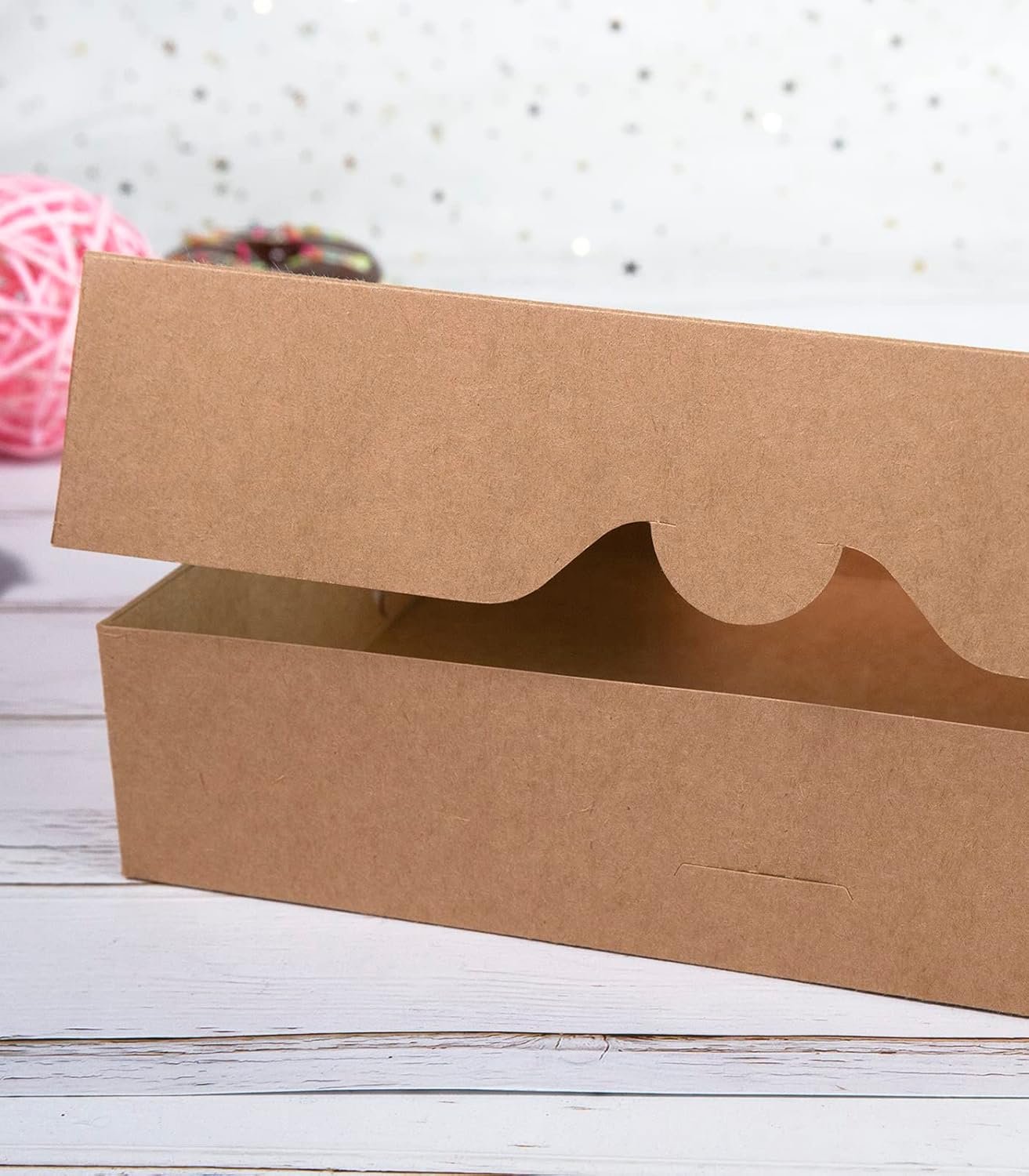Großhandel Brown Pastry Box 14x10x3 Zoll, Auto-Pop-up Pappbox mit PVC-Fenster für Muffins, Donuts und Kekse, Individuelles Logo, Packung mit 15 Stück, Hersteller für Naturkarton Take-Out-Behälter