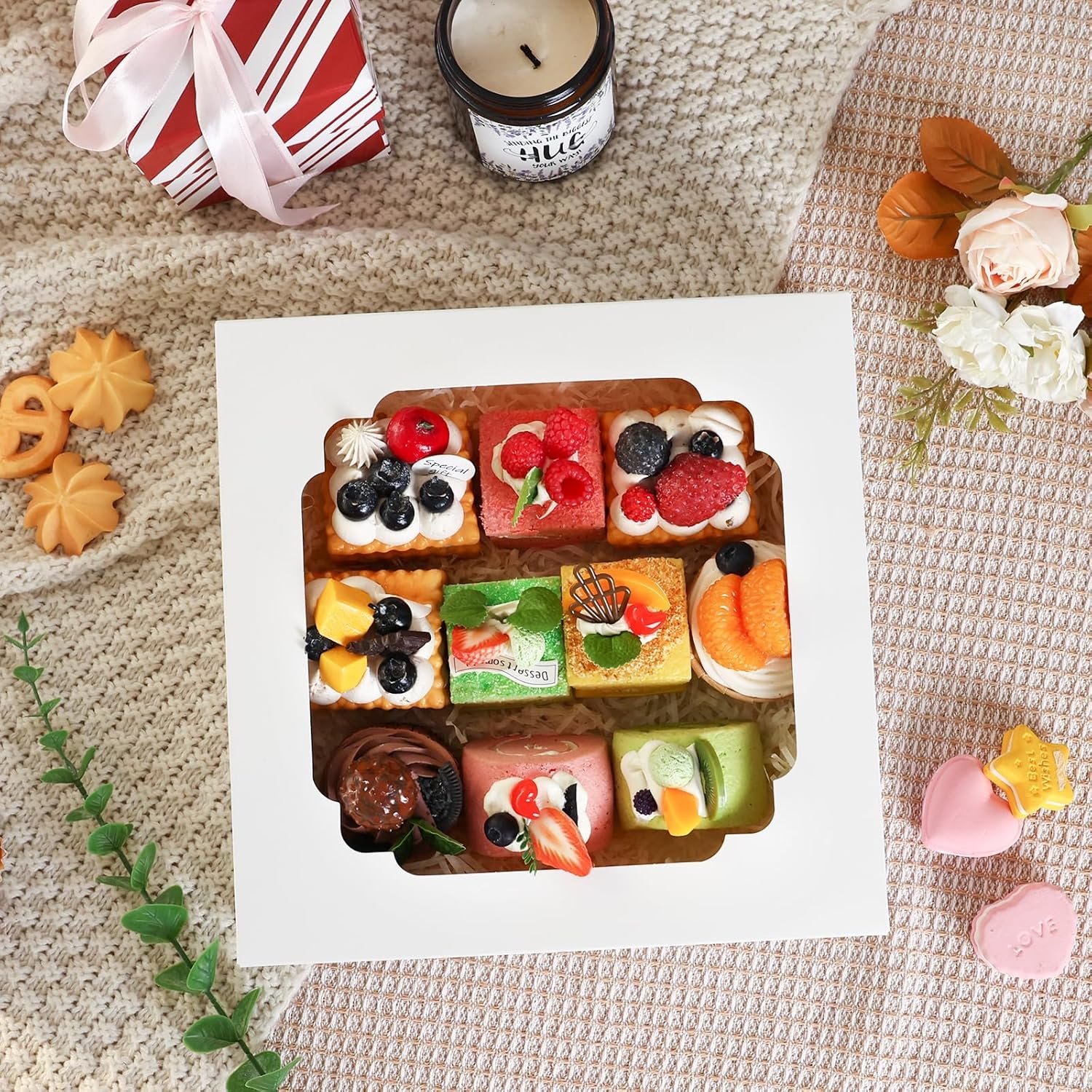 Großhandel 56er Set Tortenboxen 10x10x2,5 Zoll mit Fenster für Kekse, Gebäck, Torten, Muffins und Donuts, Individuelles Logo, Hersteller für hochwertige Verpackungen.