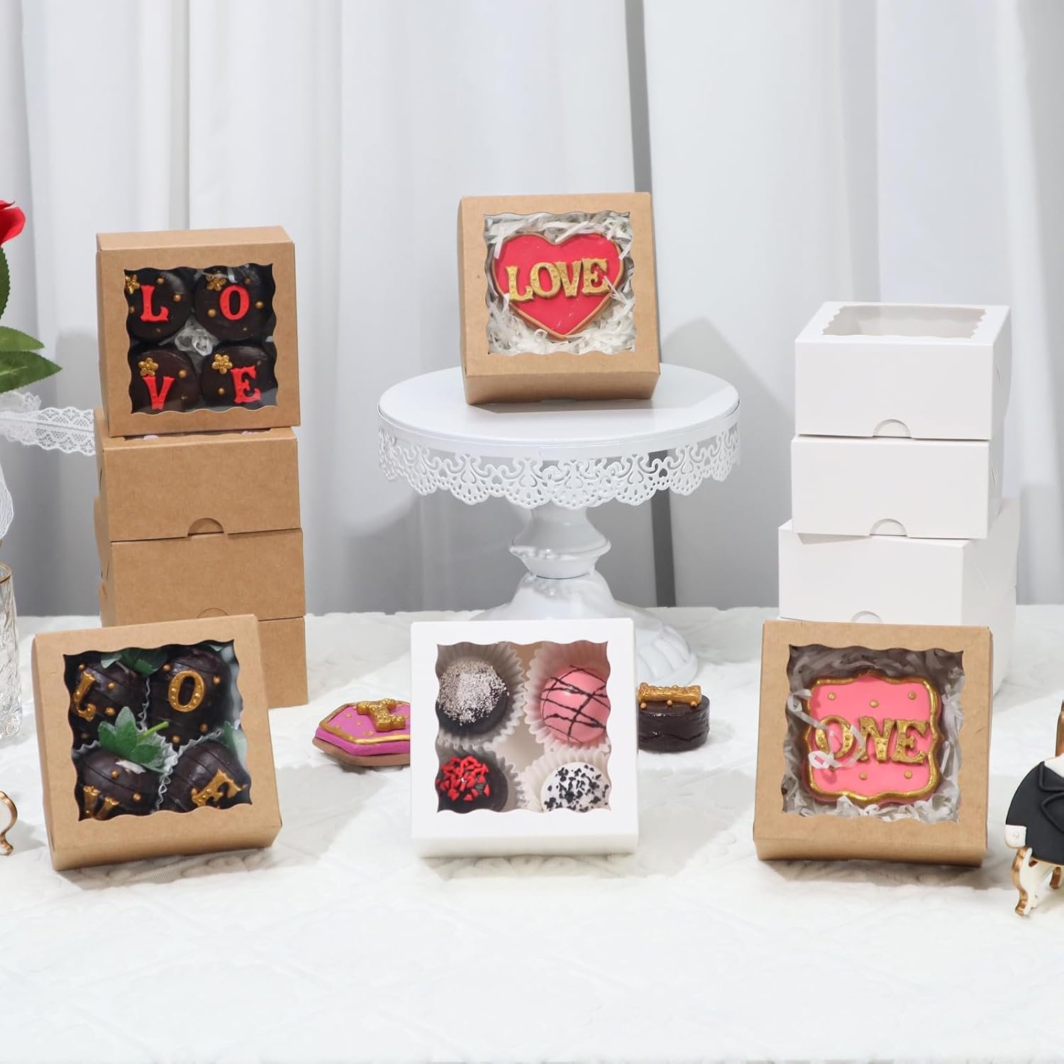 Großhandel 50 Stück 4x4x2 Zoll lebensmittelsichere braune Bäckereikartons - Vielseitige Verpackung für Gebäck, Pralinen und Hochzeitsgeschenke mit individuellem Logo für Kuchen, Torten und Zimtschnecken von Ihrem Hersteller.