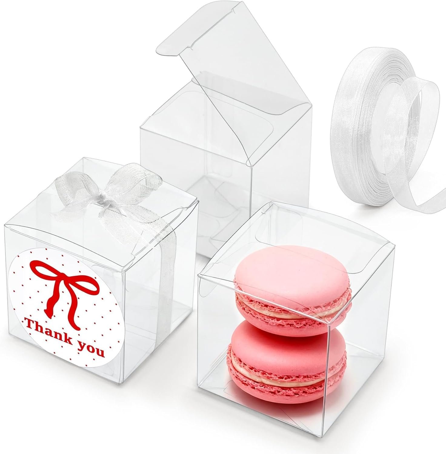 Großhandel 50 Packung kleine transparente Favoritenboxen 2x2x2 cm mit personalisiertem Logo, einschließlich Bändern und Dankeschön-Aufklebern, für Süßigkeiten, Macarons, Hochzeiten, Babypartys und Geburtstagsfeiern im Bulk.