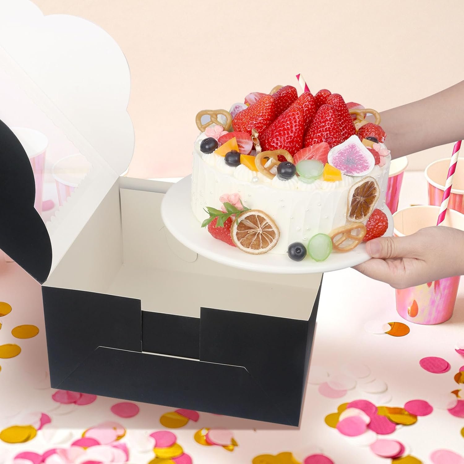 Großhandel 20 Stück 10 Zoll Kuchenboxen mit Fenster, schwarze Bäckerei-Boxen 10x10x5 Zoll, für Torten, Gebäck, Kekse, Schokolade, Cupcakes, Hochzeit, individuelle Logo Lösungen vom Hersteller. Großhandel 20 Stück 10 Zoll Kuchenboxen mit Fenster, schwarze Bäckerei-Boxen 10x10x5 Zoll, für Torten, Gebäck, Kekse, Schokolade, Cupcakes, Hochzeit, individuelle Logo Lösungen vom Hersteller.