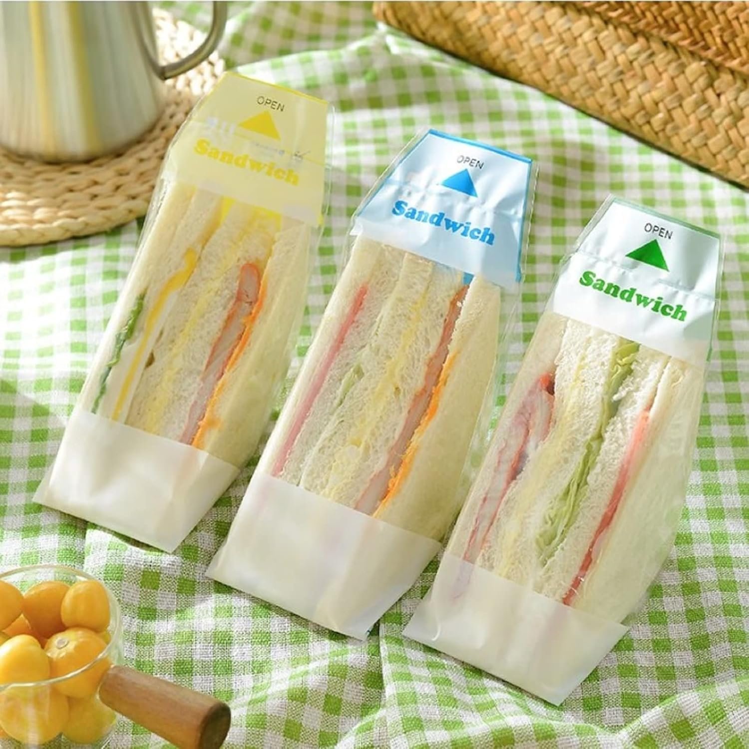 Großhandel 300 Stück transparente Sandwichverpackungen, individuell bedruckbare Sandwich-Boxen, OEM-Dreiecksverpackungen für Bäckereien, leicht abreißbar (Gelb, Grün, Blau)