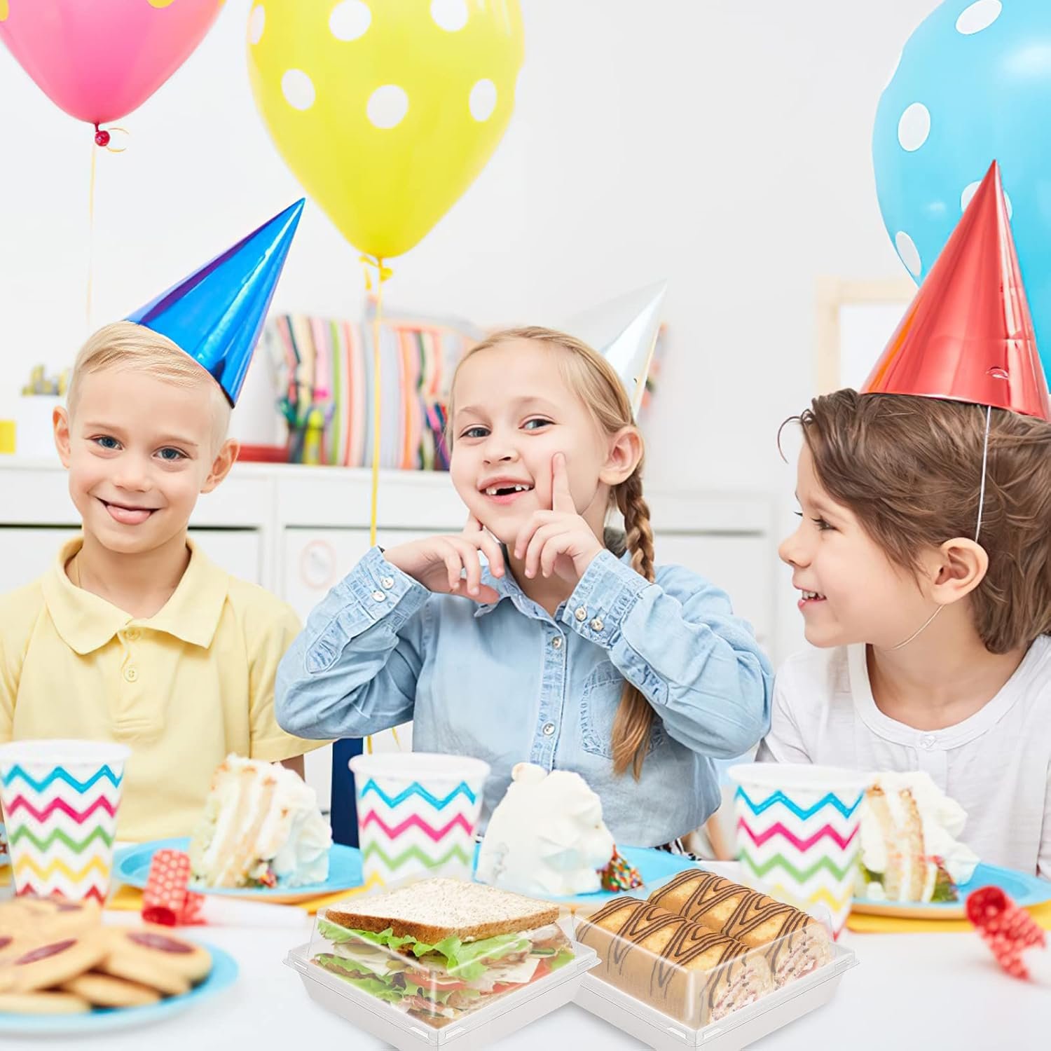 Großhandel kleine Charcuterie-Boxen, 5 Zoll Papiertüten mit Klarsichtdeckel für Sandwich, Gebäck, Kuchenstück, individuelle Logos, Hersteller von Einweg-Lebensmittelbehältern, 50 Stück Großhandel kleine Charcuterie-Boxen, 5 Zoll Papiertüten mit Klarsichtdeckel für Sandwich, Gebäck, Kuchenstück, individuelle Logos, Hersteller von Einweg-Lebensmittelbehältern, 50 Stück