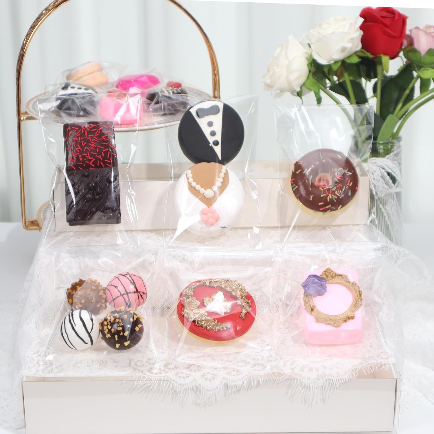 Großhandel 100 Stück 4 x 6 Zoll klare Cellophanbeutel für Cookies, Rice Krispie Treats, Macarons, Brownies, Seife, Schokoladentrüffel, Süßigkeiten – Ideal für Hochzeits- und Geburtstagsfeiern mit individuellem Logo als perfekte Produkte für Ihre Eigenmarke von unserem Hersteller. Großhandel 100 Stück 4 x 6 Zoll klare Cellophanbeutel für Cookies, Rice Krispie Treats, Macarons, Brownies, Seife, Schokoladentrüffel, Süßigkeiten – Ideal für Hochzeits- und Geburtstagsfeiern mit individuellem Logo als perfekte Produkte für Ihre Eigenmarke von unserem Hersteller.