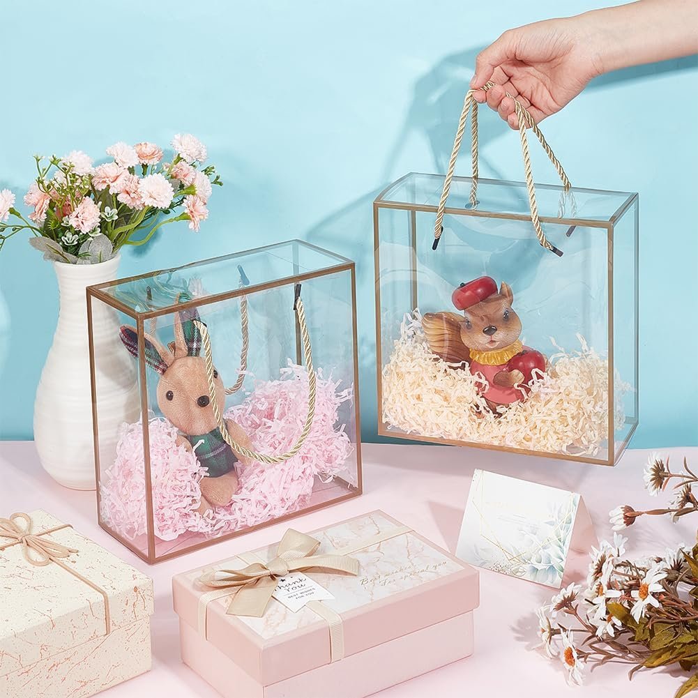 Großhandel 10 Stück klare PET Geschenkkästen 7,8x7,8x3,5 Zoll mit goldener Umrandung und Griff, ideal für individuelle Logos, OEM und als Favoritenbox mit Kordel für Muttertag, Geburtstagsfeiern, Hochzeitsgeschenke Großhandel 10 Stück klare PET Geschenkkästen 7,8x7,8x3,5 Zoll mit goldener Umrandung und Griff, ideal für individuelle Logos, OEM und als Favoritenbox mit Kordel für Muttertag, Geburtstagsfeiern, Hochzeitsgeschenke