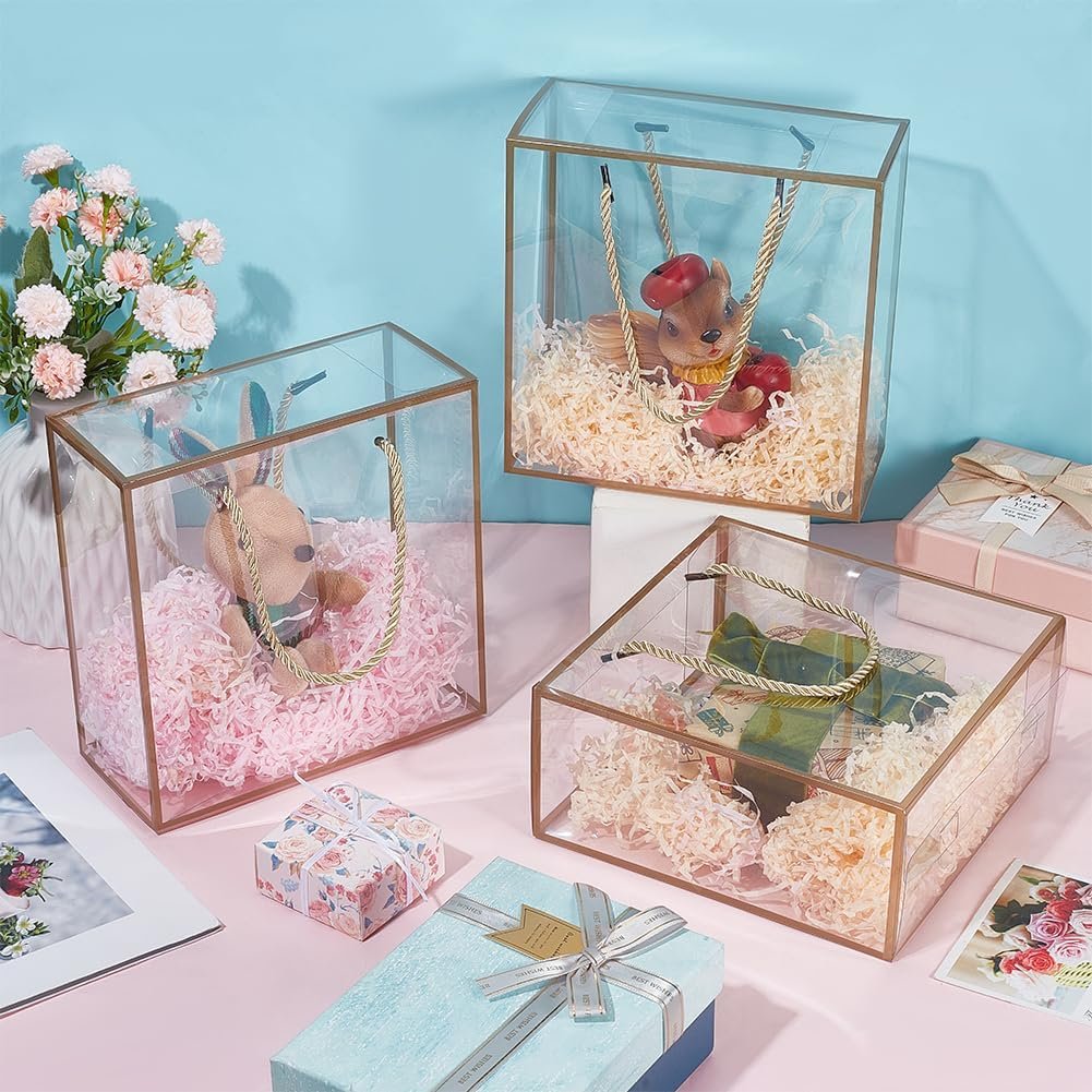 Großhandel 10 Stück klare PET Geschenkkästen 7,8x7,8x3,5 Zoll mit goldener Umrandung und Griff, ideal für individuelle Logos, OEM und als Favoritenbox mit Kordel für Muttertag, Geburtstagsfeiern, Hochzeitsgeschenke Großhandel 10 Stück klare PET Geschenkkästen 7,8x7,8x3,5 Zoll mit goldener Umrandung und Griff, ideal für individuelle Logos, OEM und als Favoritenbox mit Kordel für Muttertag, Geburtstagsfeiern, Hochzeitsgeschenke