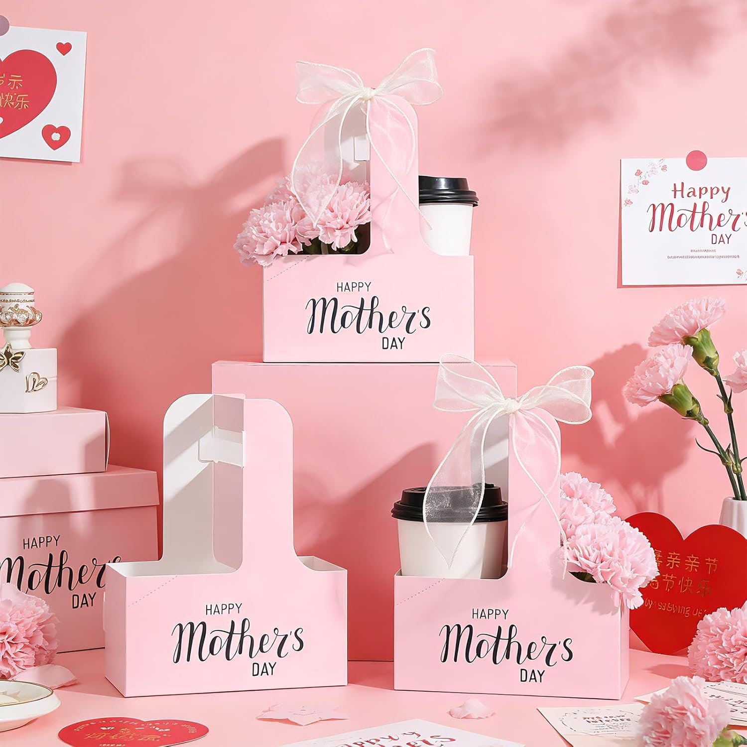 Großhandel 24er Pack 2-Tassen-Getränke-Träger mit Henkel für den Muttertag, bedruckbarer Pappbecher-Träger für heiße und kalte Getränke, individuelle Logo-Optionen, ideal für Essenslieferungen und als To-Go-Kaffeebecherhalter.