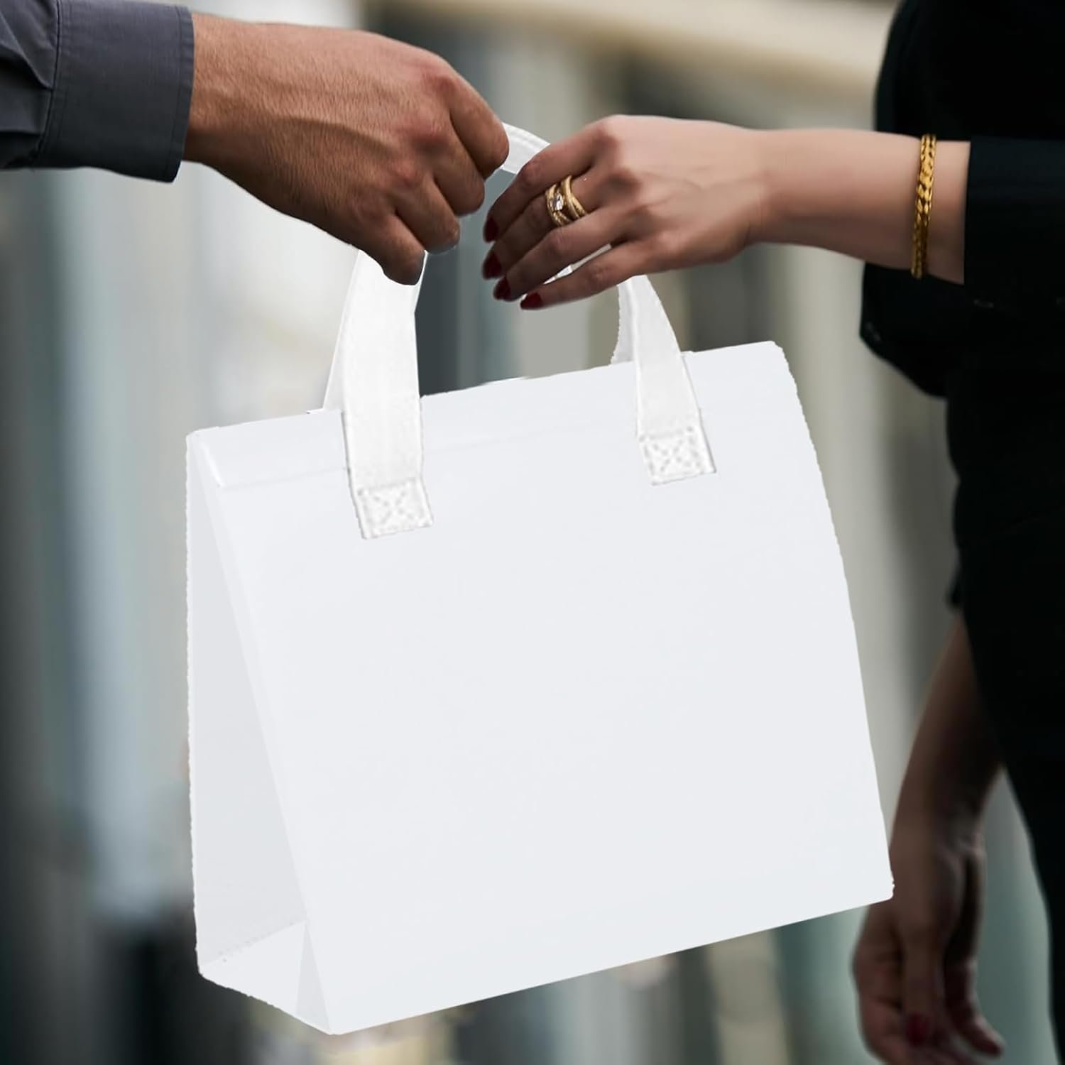 Großhandel 25 Stück isolierte Take Away Taschen - 6 x 9,5 x 10 Zoll thermische Take-Out-Taschen - OEM für heiße und kalte Speisen, Disposable Food Delivery (weiß) Großhandel 25 Stück isolierte Take Away Taschen - 6 x 9,5 x 10 Zoll thermische Take-Out-Taschen - OEM für heiße und kalte Speisen, Disposable Food Delivery (weiß)
