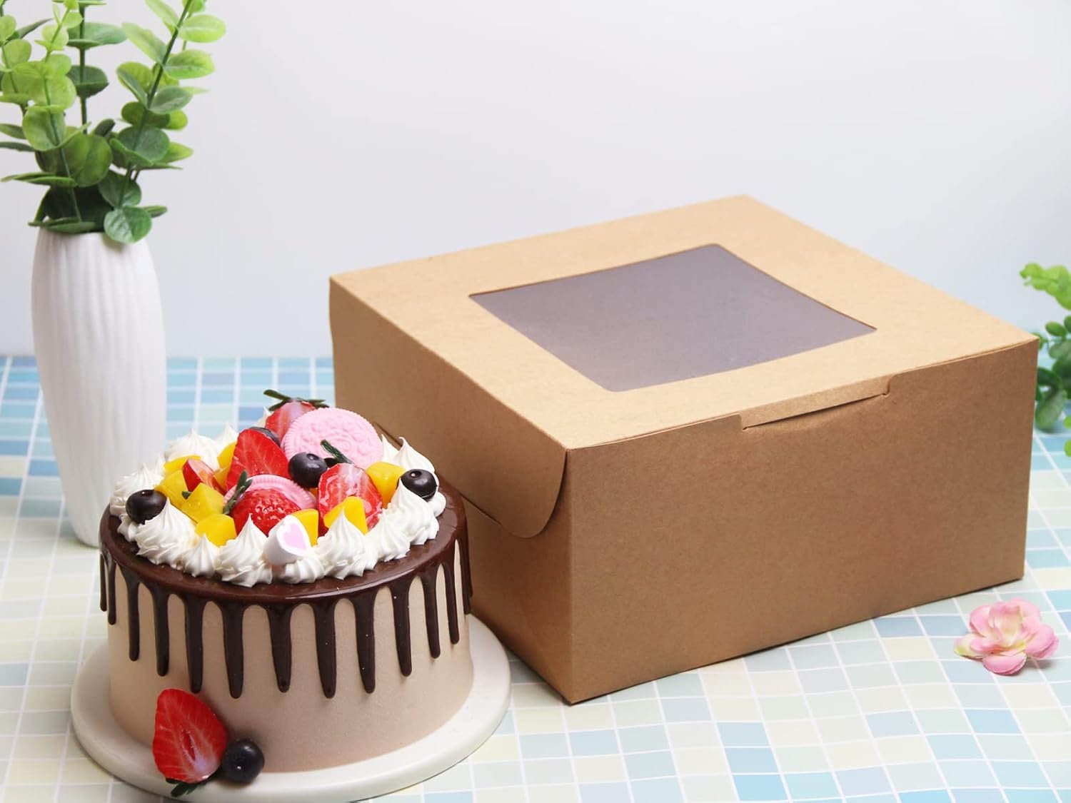 Großhandel Brown Kraft Backboxen 10x10x5 Zoll mit Fenster, ideal für Geschenkverpackung, Dessert, Gebäck, Cupcakes, Torten und Kekse, inklusive Aufkleber und 66 FT Schnur, Individuelles Logo, OEM, Hersteller