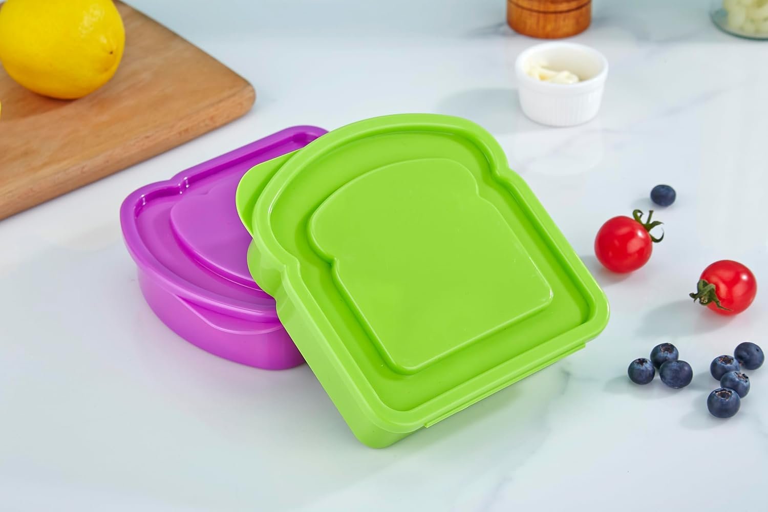 Großhandel Sandwichbehälter in lila, himmelblau, grün und gelb, individuelles Logo, Hersteller für Bulk-Bestellungen.